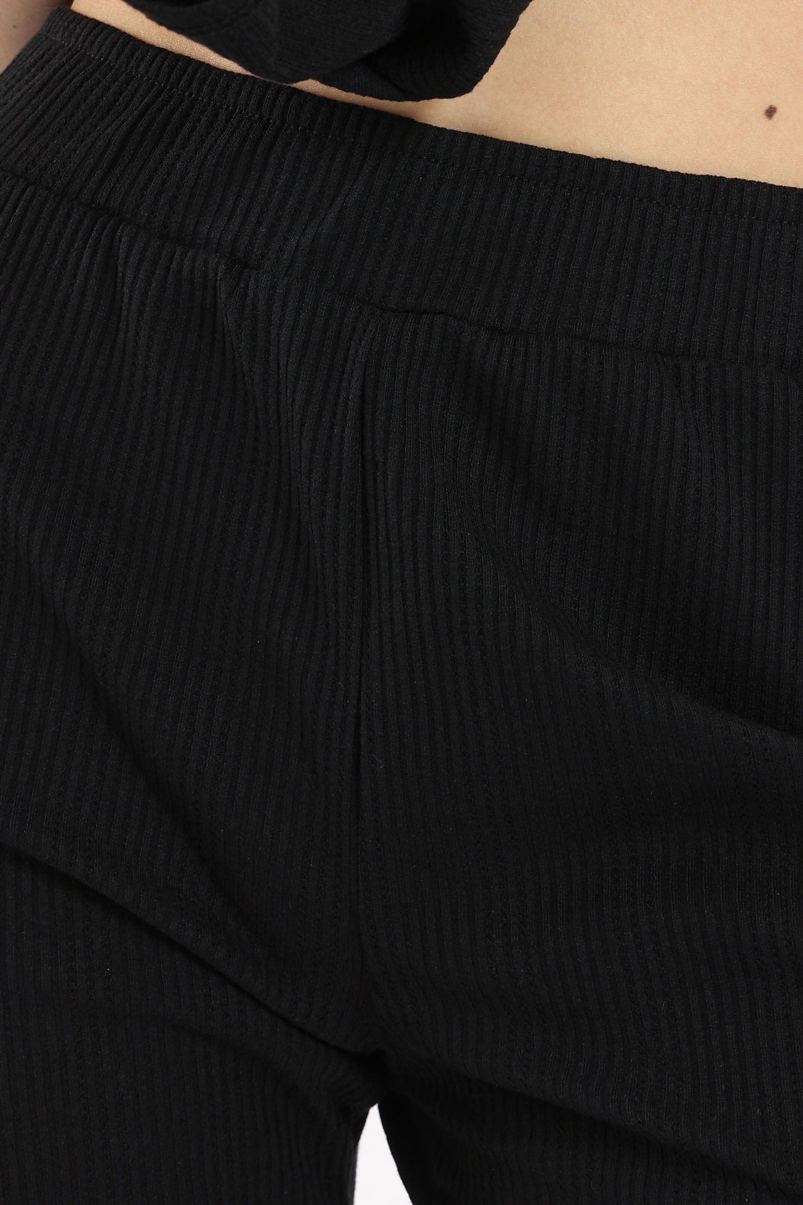 كارينا طقم بيجامة تيشيرت برقبة دائرية مضلعة مع شورت