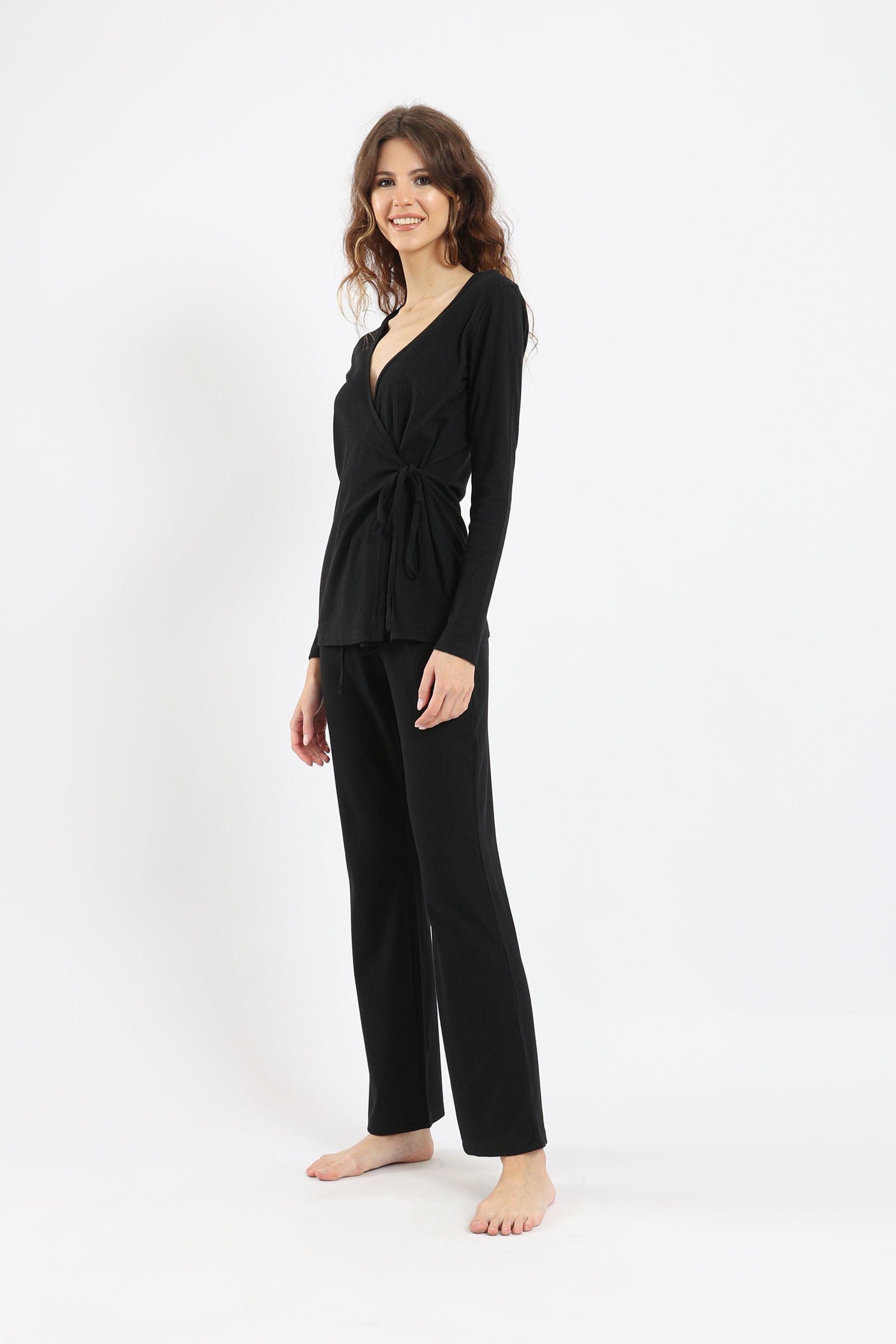 ูุงุฑููุง ุทูู
ุจูุฌุงู
ุฉ ุจููุฒุฉ ู
ููููุฉ ุฃู
ุงู
ูุฉ ูุจูุทููู ูุงุณุน ุทููู ู
ุฑูุญ