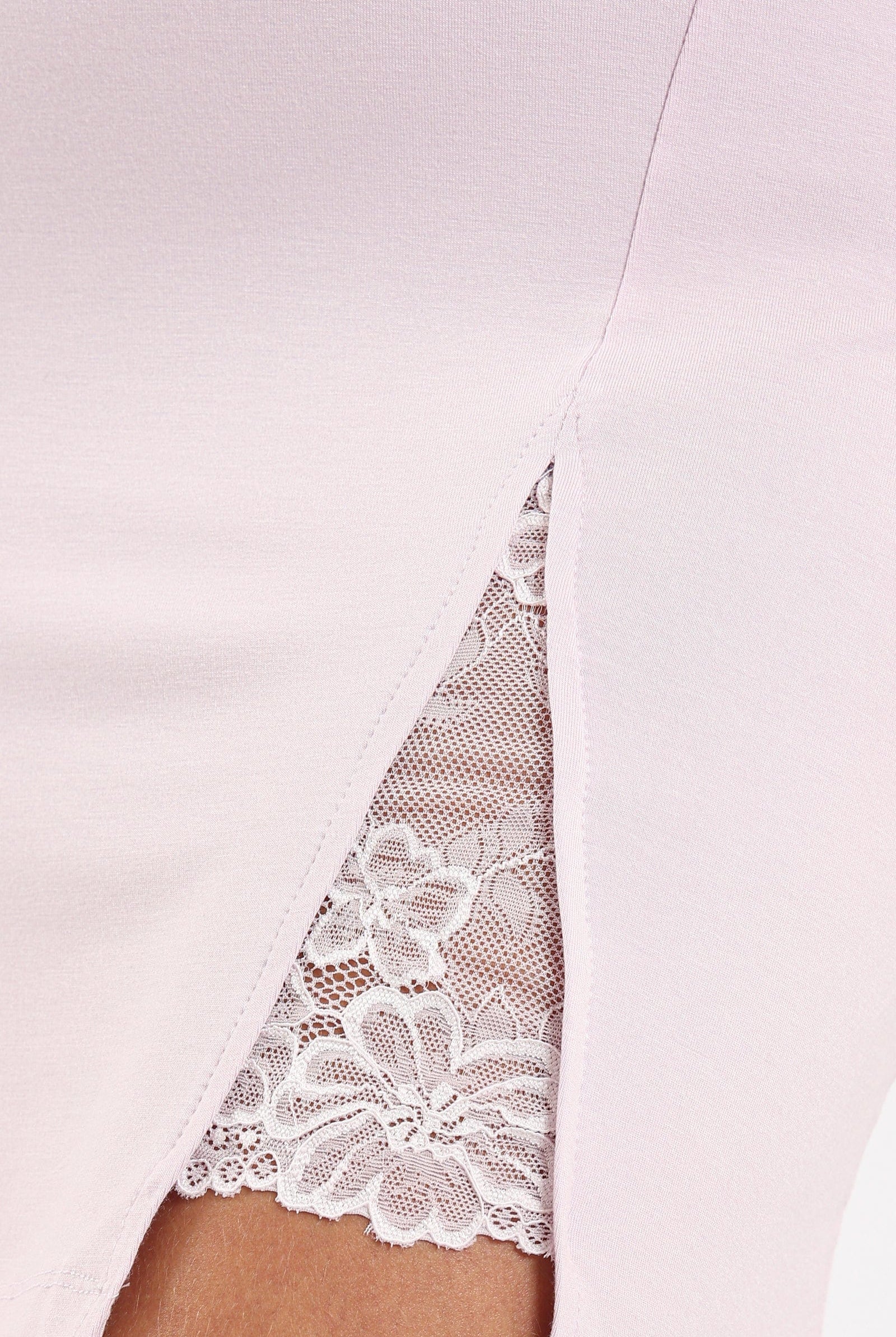 كارينا قميص نوم دانتيل قصير مفتوح من الجانبين