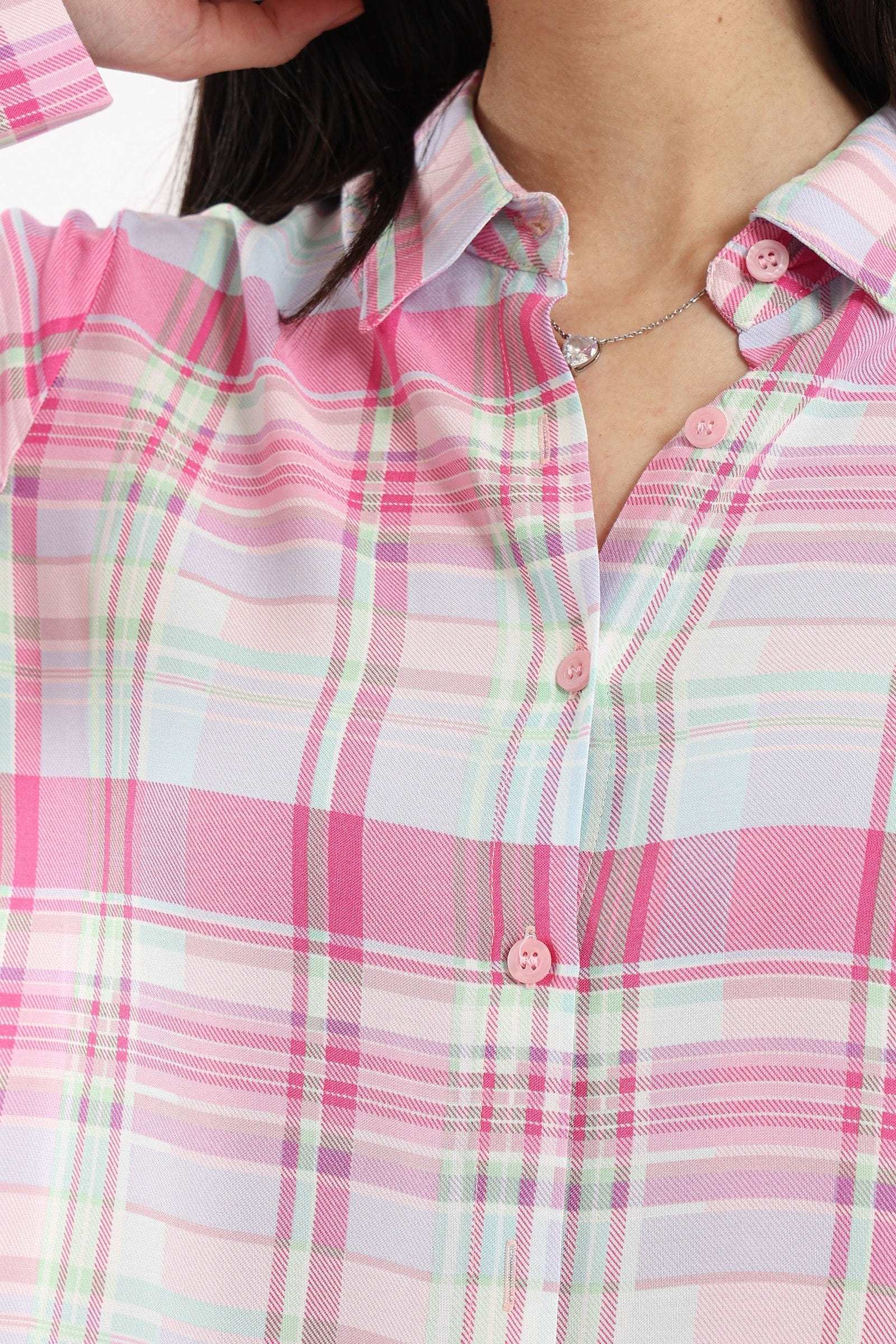 كارينا قميص نسائي طويل للنوم كاروهات ملون