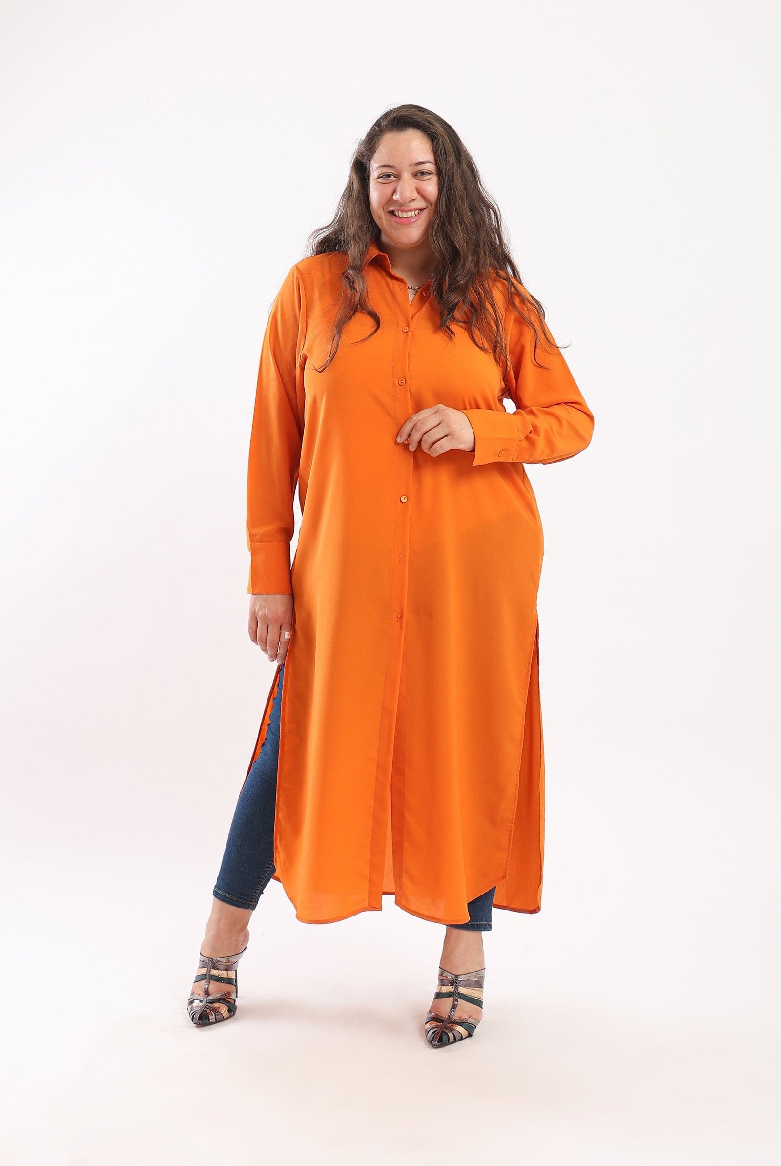 كارينا قميص طويل سادة بقصة ضيقة كم طويل