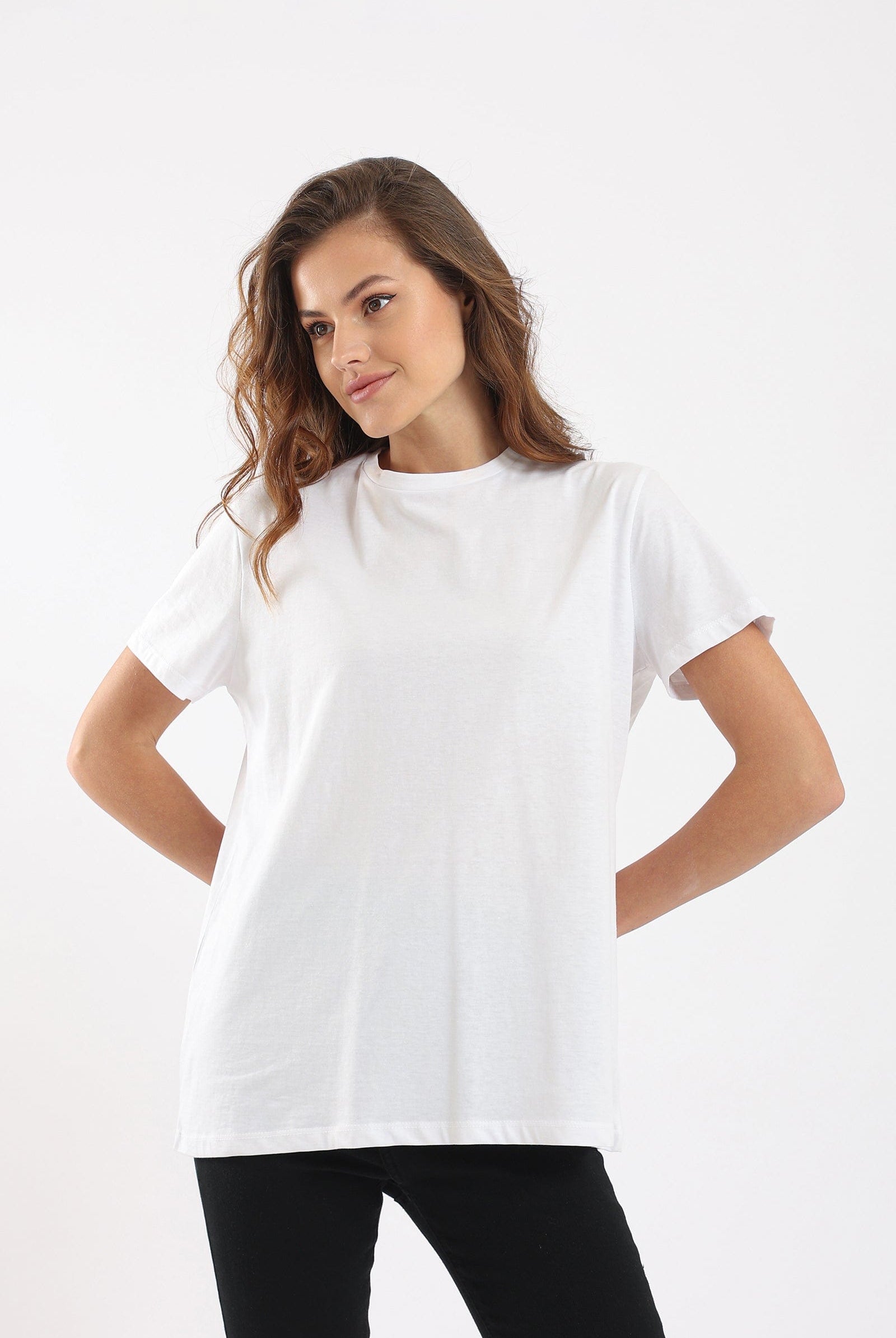 كارينا تيشيرت نص كم سادة نسائي