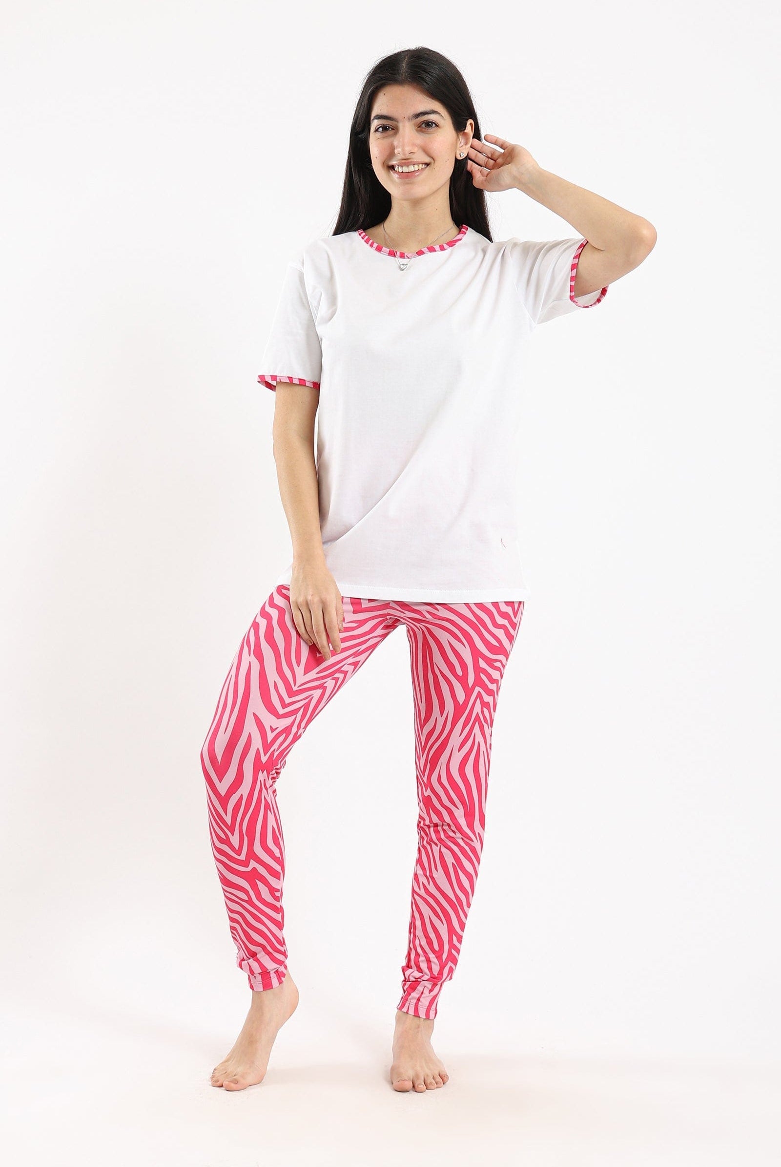 كارينا طقم بيجامة تيشيرت وليقنز سليم منقوش أبيض