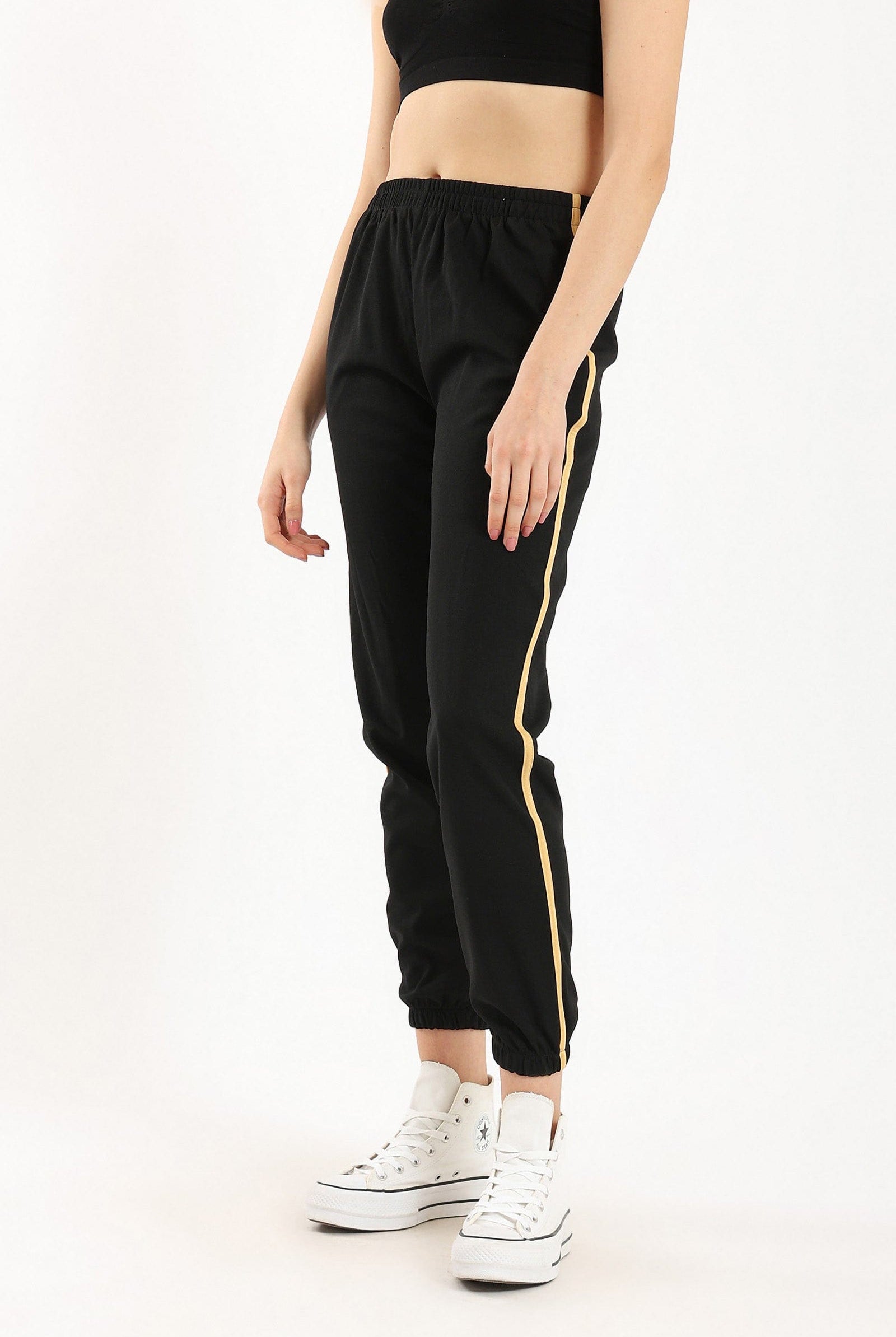 كارينا بنطال رياضي سادة بخطوط جانبية أسود