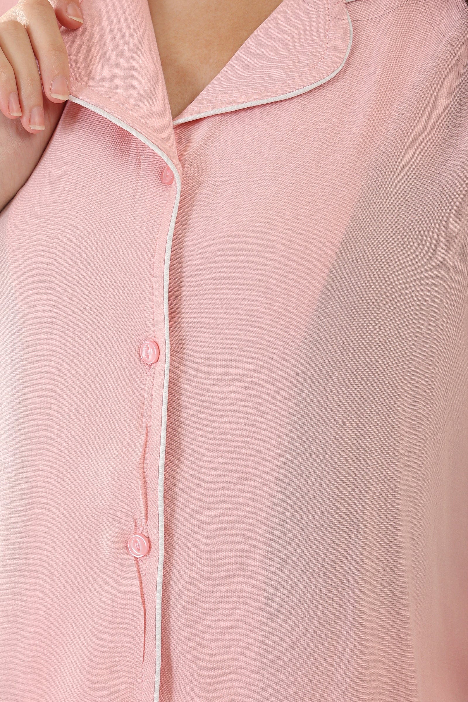 كارينا طقم بيجامة قميص بياقة كم قصير وبنطلون