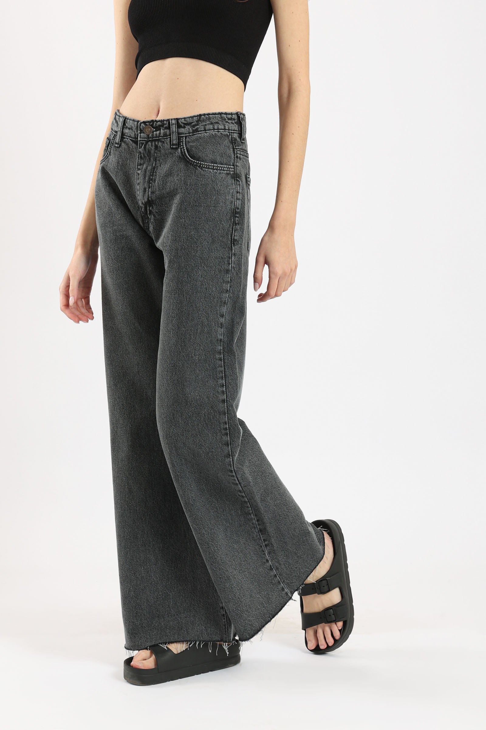 كارينا بنطال جينز واسع بجيوب نسائي