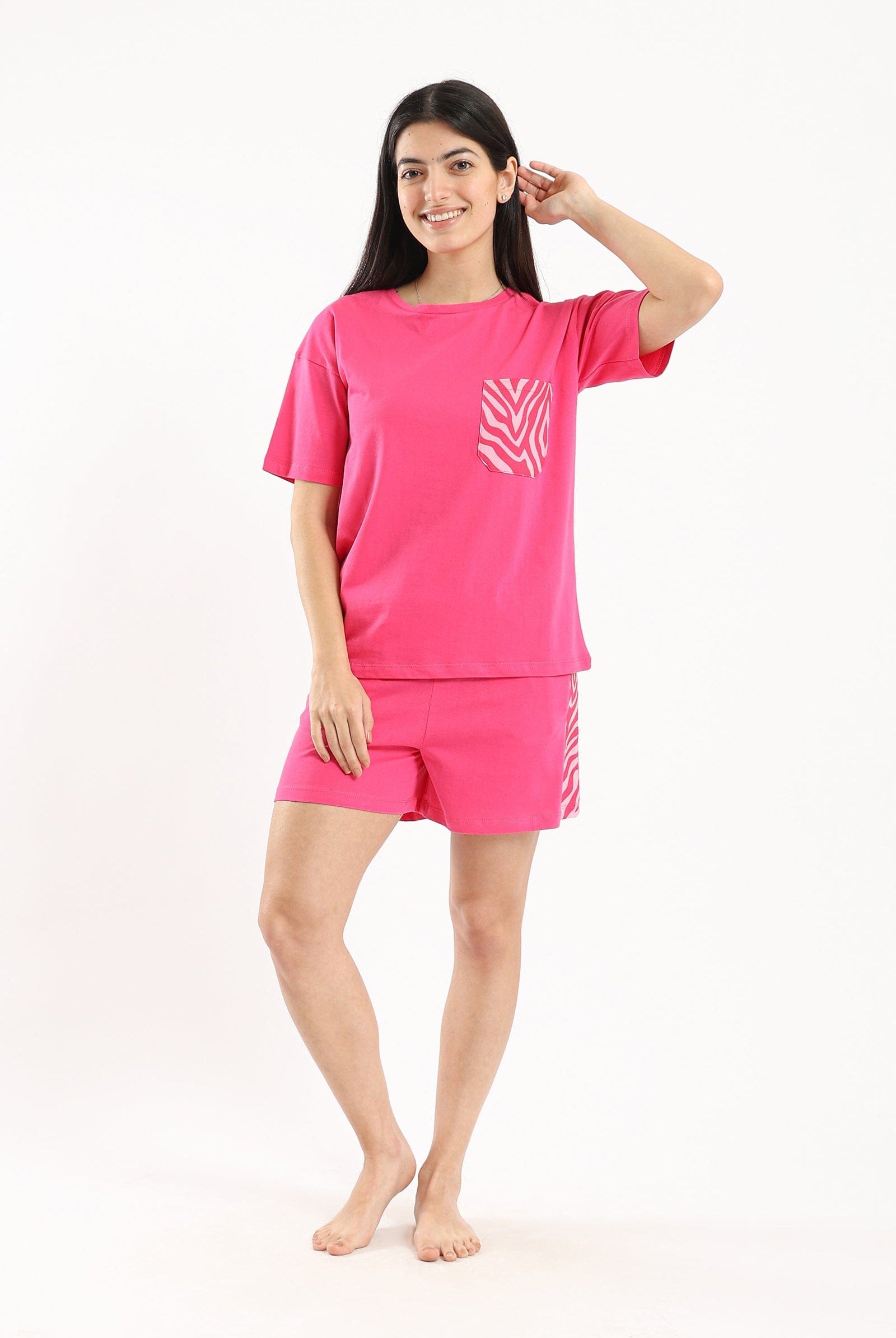 كارينا طقم بيجامة تيشيرت وبنطلون بطبعة حمار وحشي وردي