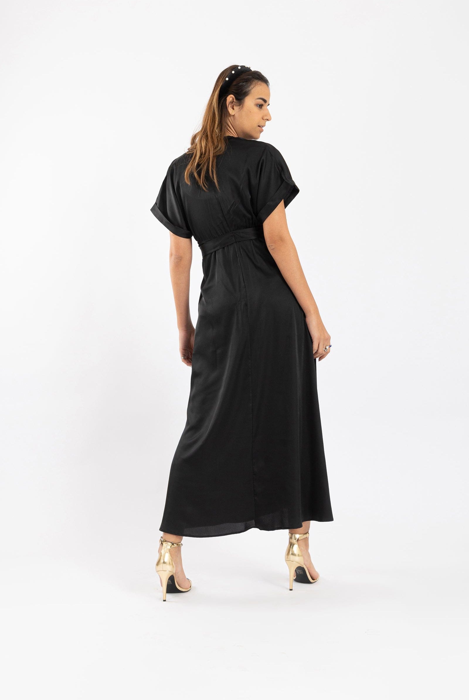 كارينا فستان بتصميم ملفوف سادة بفتحة صدر V نسائي