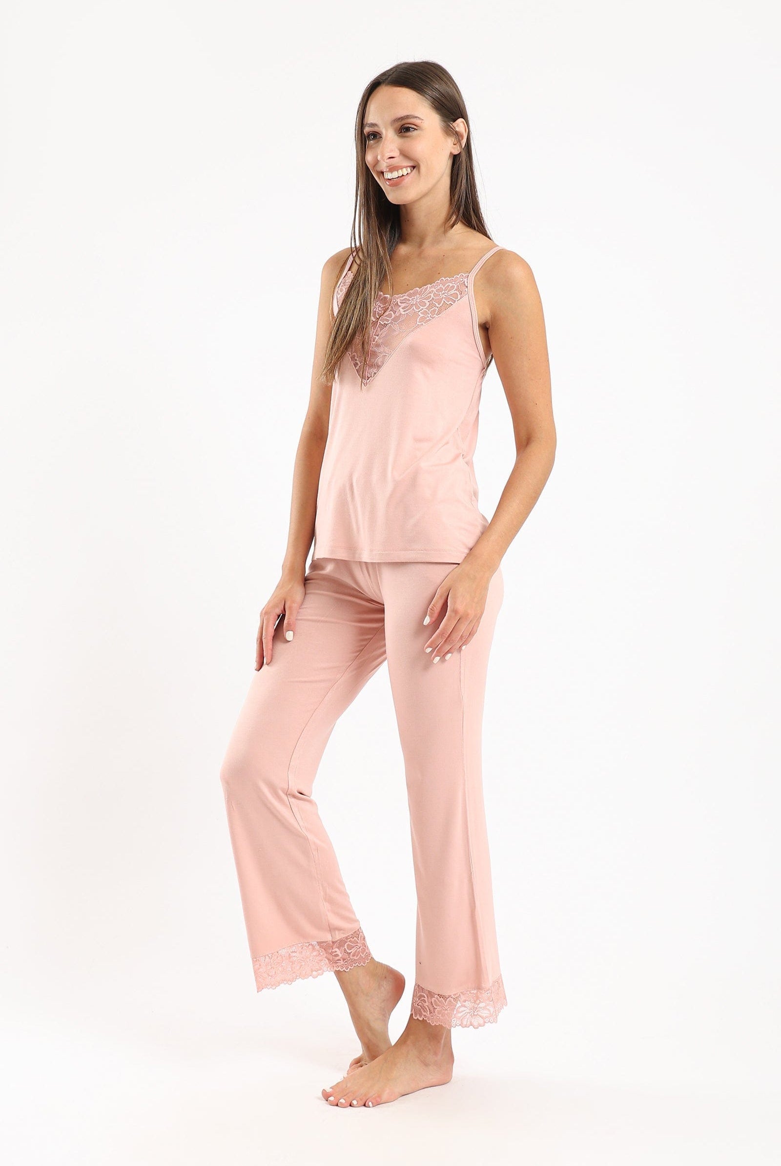 كارينا طقم بيجامة دانتيل بحمالات مع بنطلون