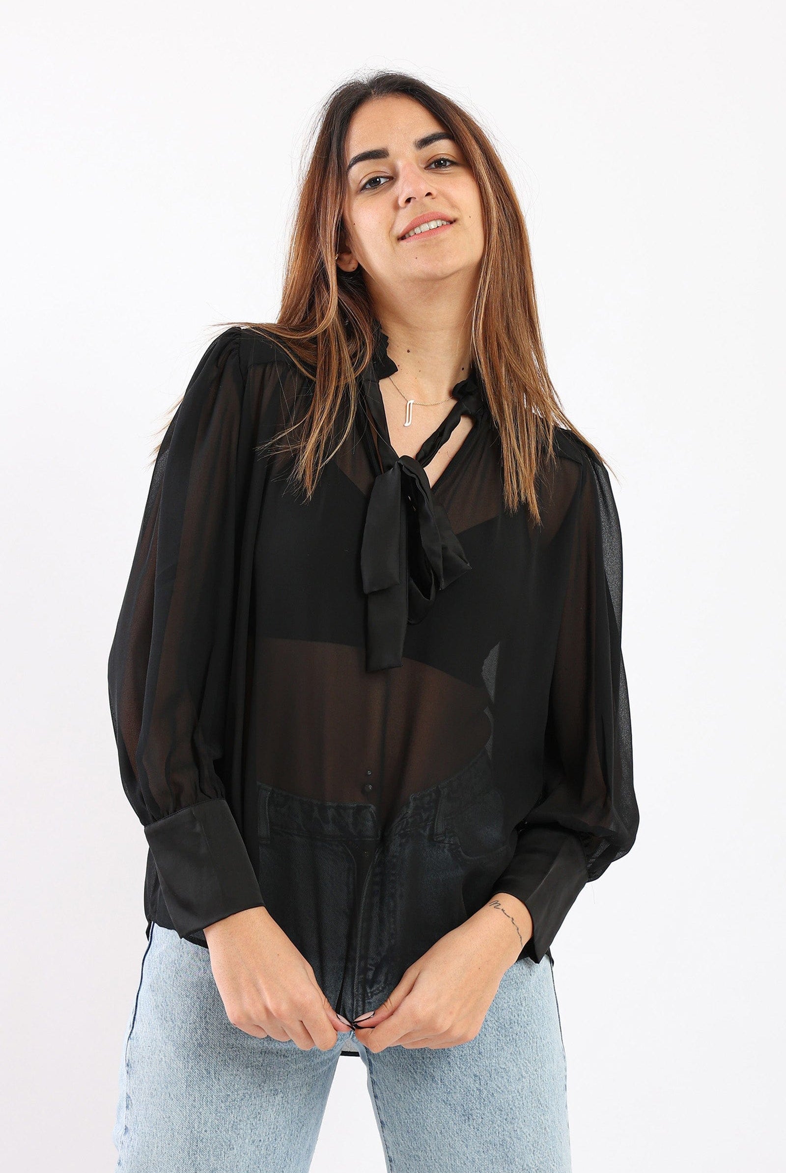 كارينا بلوزة سادة شفافة بربطة عنق كم طويل