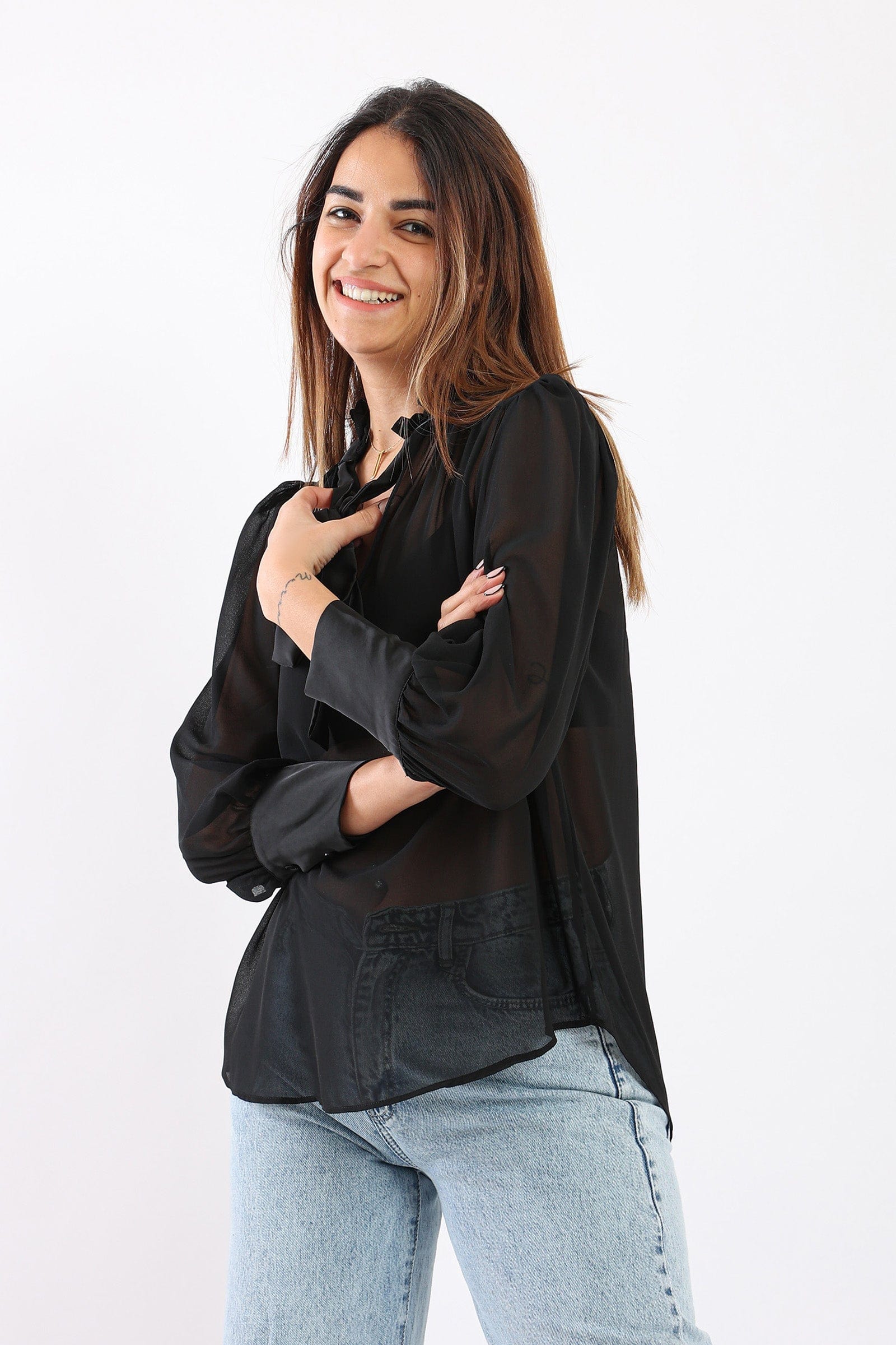 كارينا بلوزة سادة شفافة بربطة عنق كم طويل