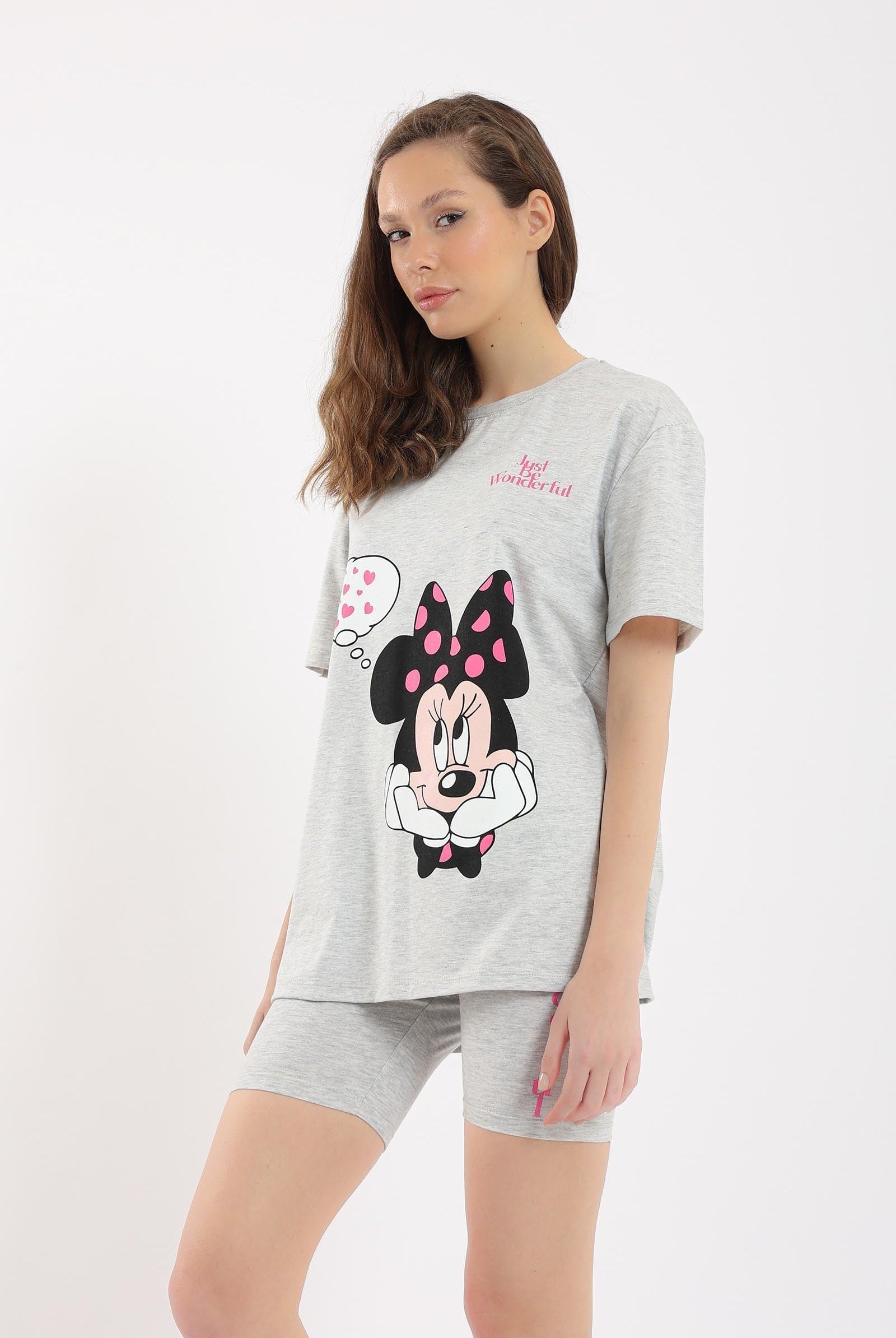 كارينا طقم بيجامة ميني ماوس شورت وتيشيرت رمادي