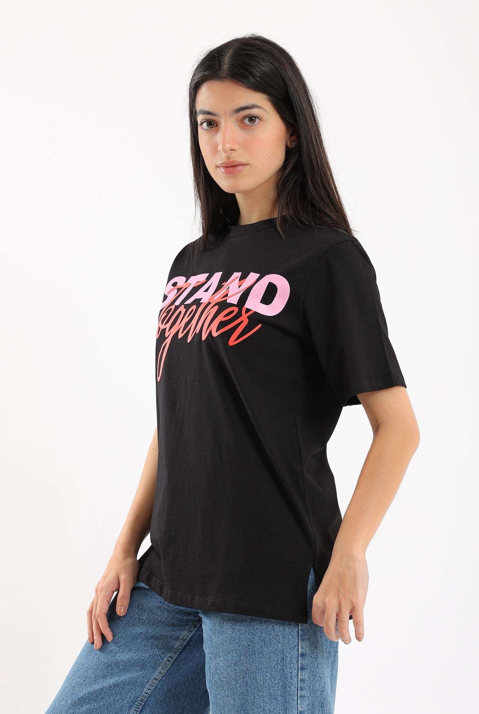 كارينا تي شيرت مطبوع نص كم