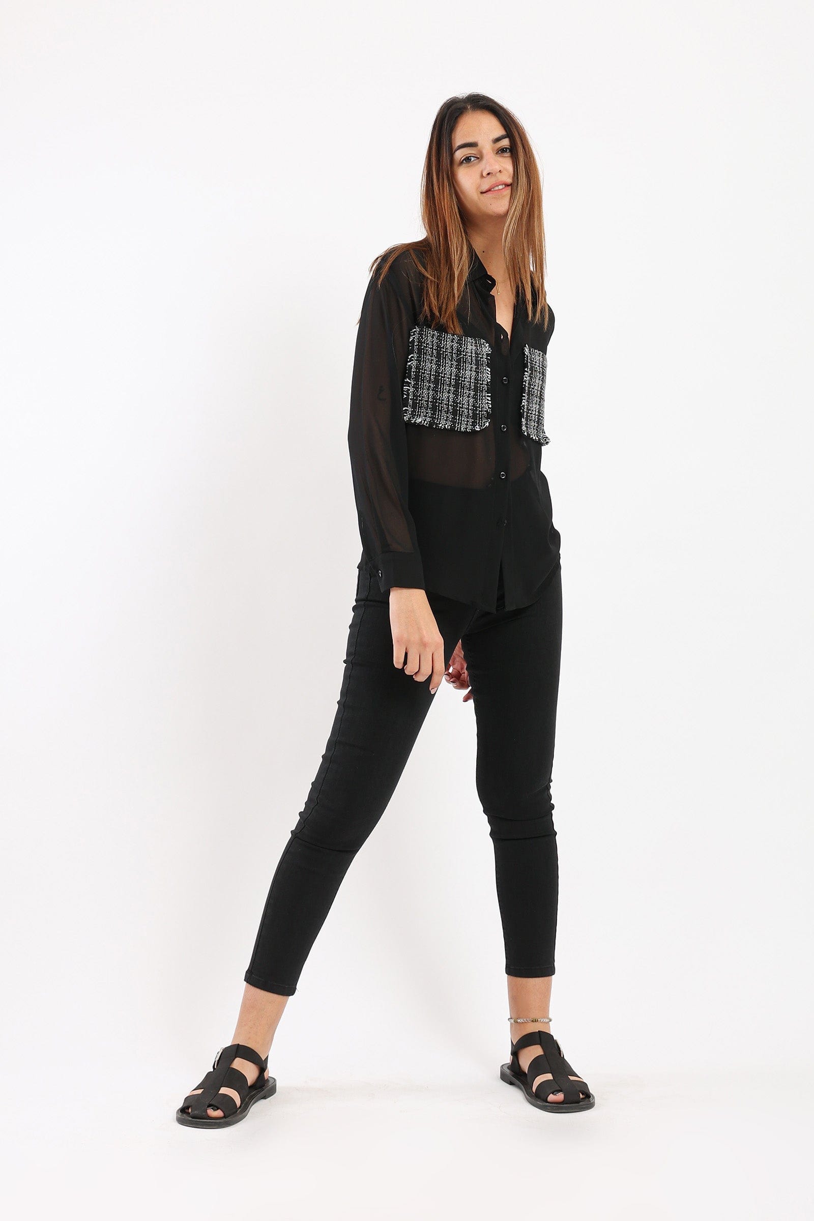 كارينا قميص شفاف بجيوب مربعات نسائي أسود