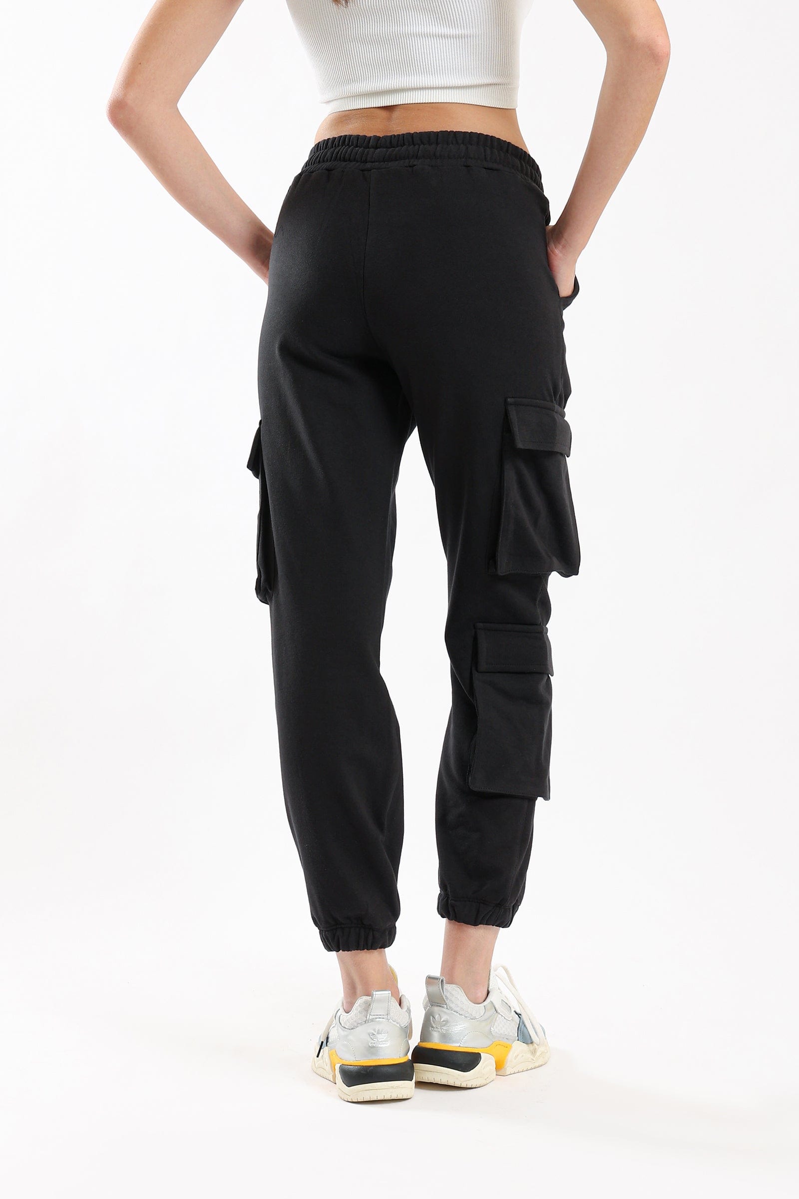 كارينا بنطلون كارجو نسائي بجيوب أمامية بخصر مطاطي