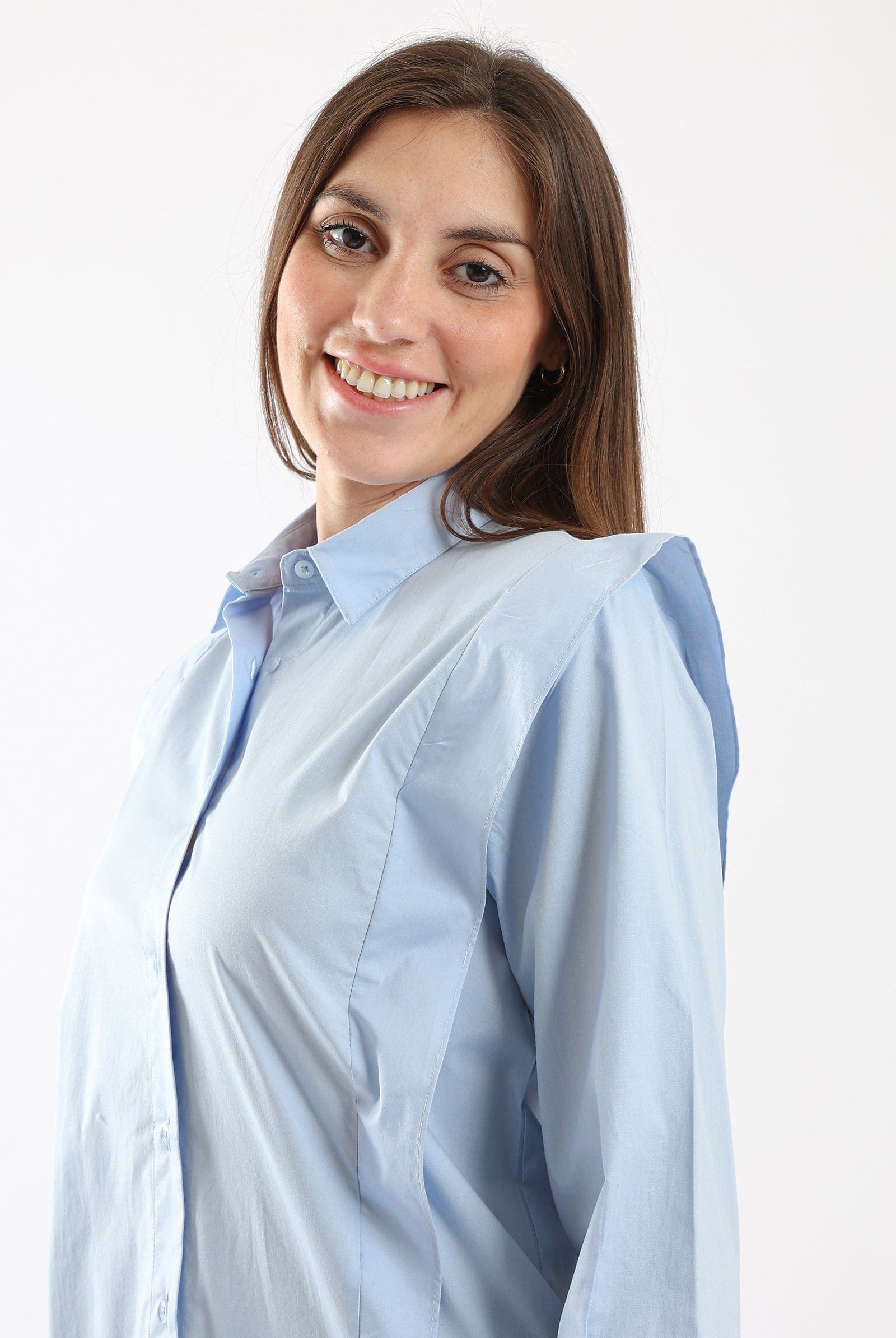 كارينا قميص سادة بأزرار أمامية كتف مدبب كم طويل