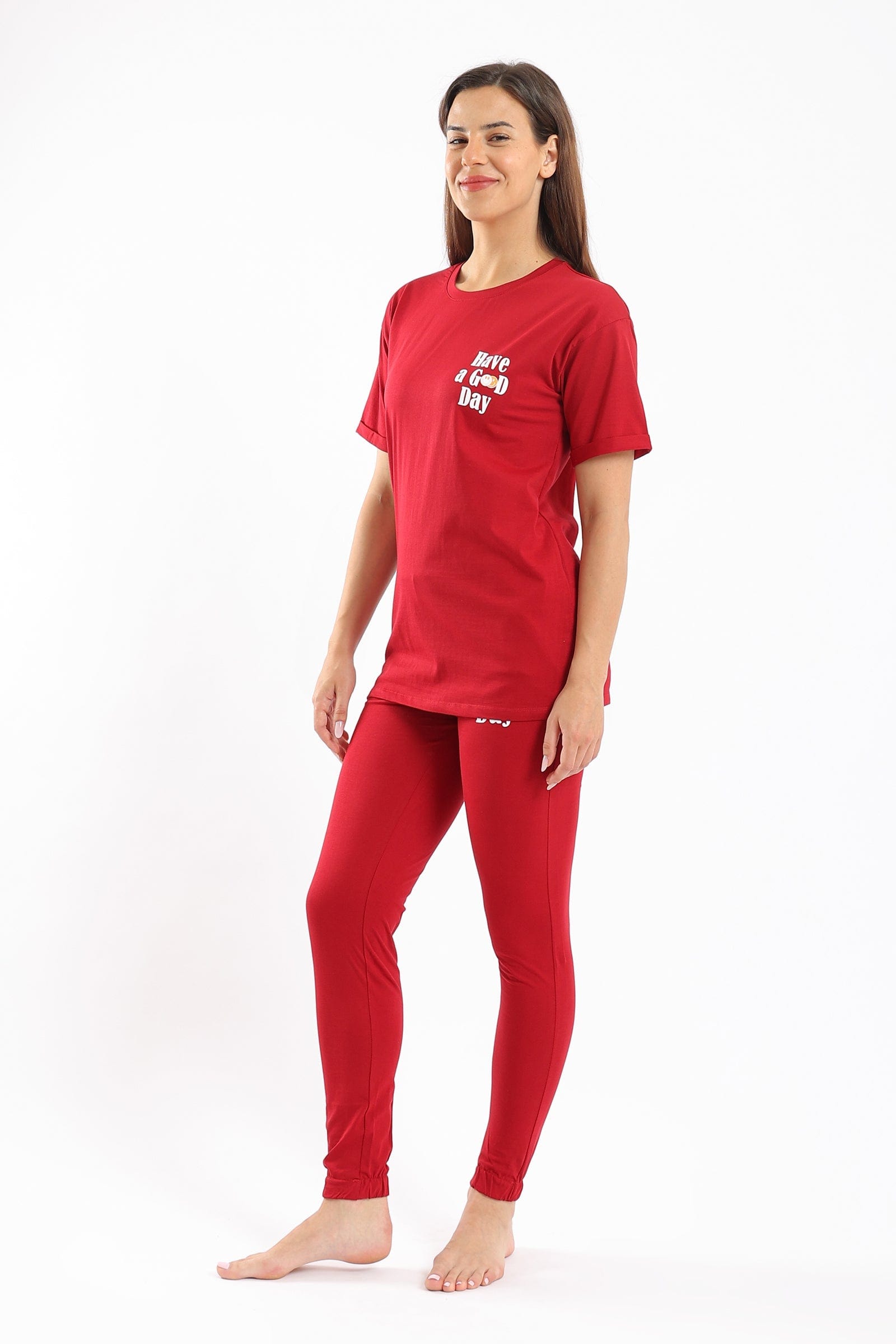 كارينا طقم بيجامة سادة نص كم نسائي بورجوندي فاتح