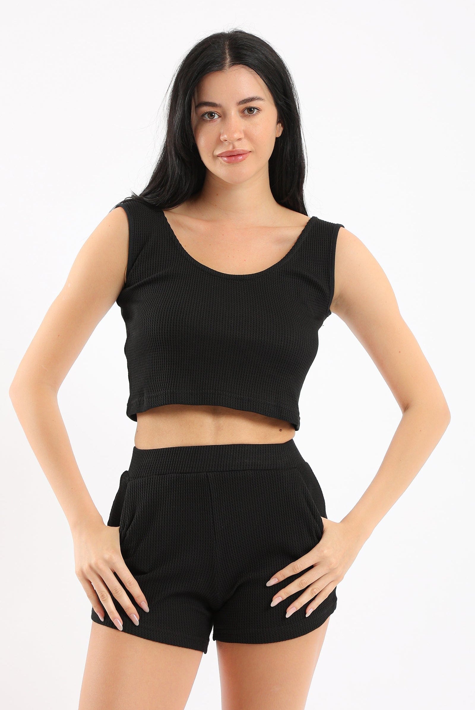 كارينا طقم بيجامة توب وشورت مضلع