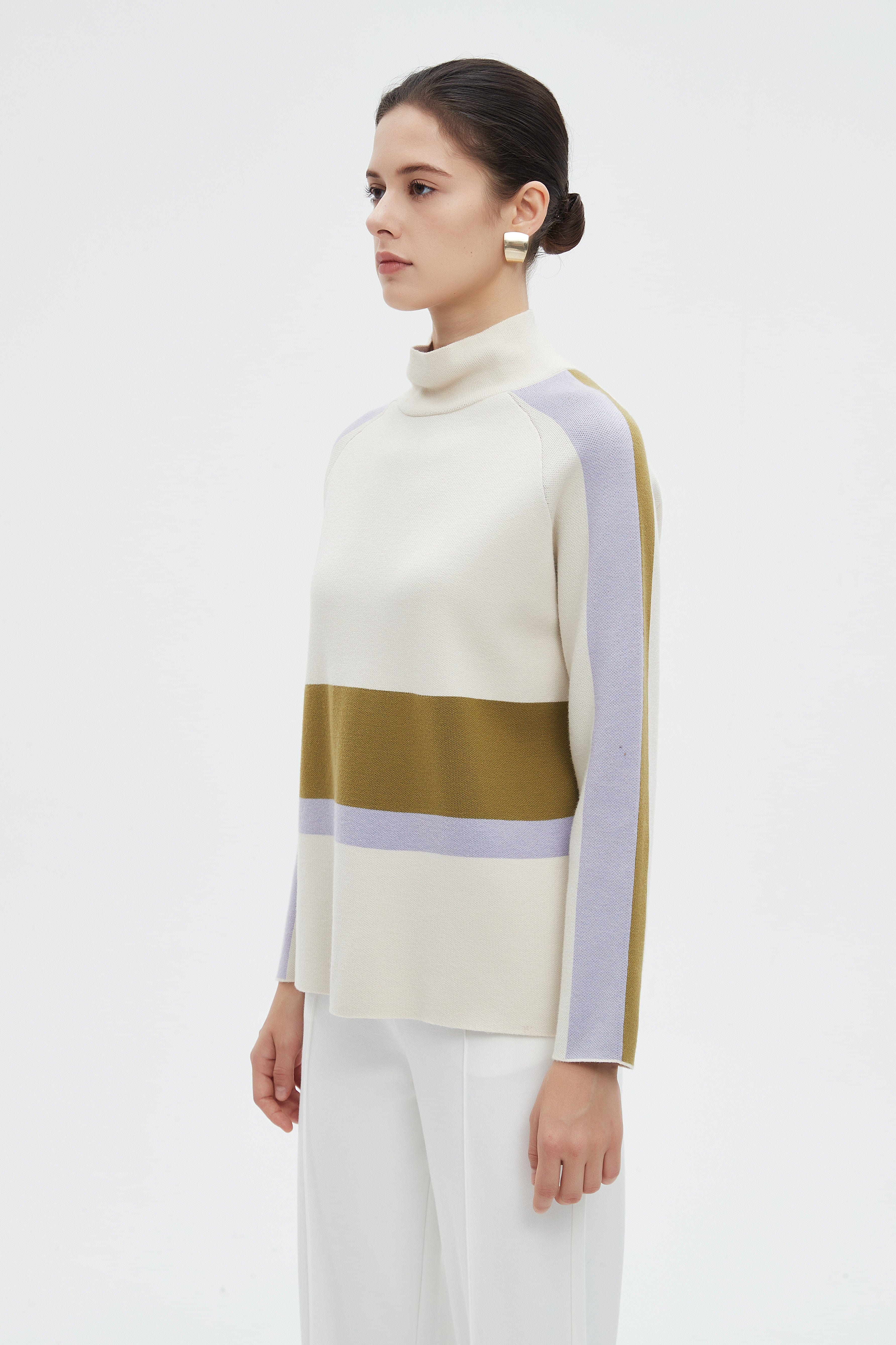 ميكا بلوزة نسائية شتوية ألوان بكم طويل ورقبة عالية