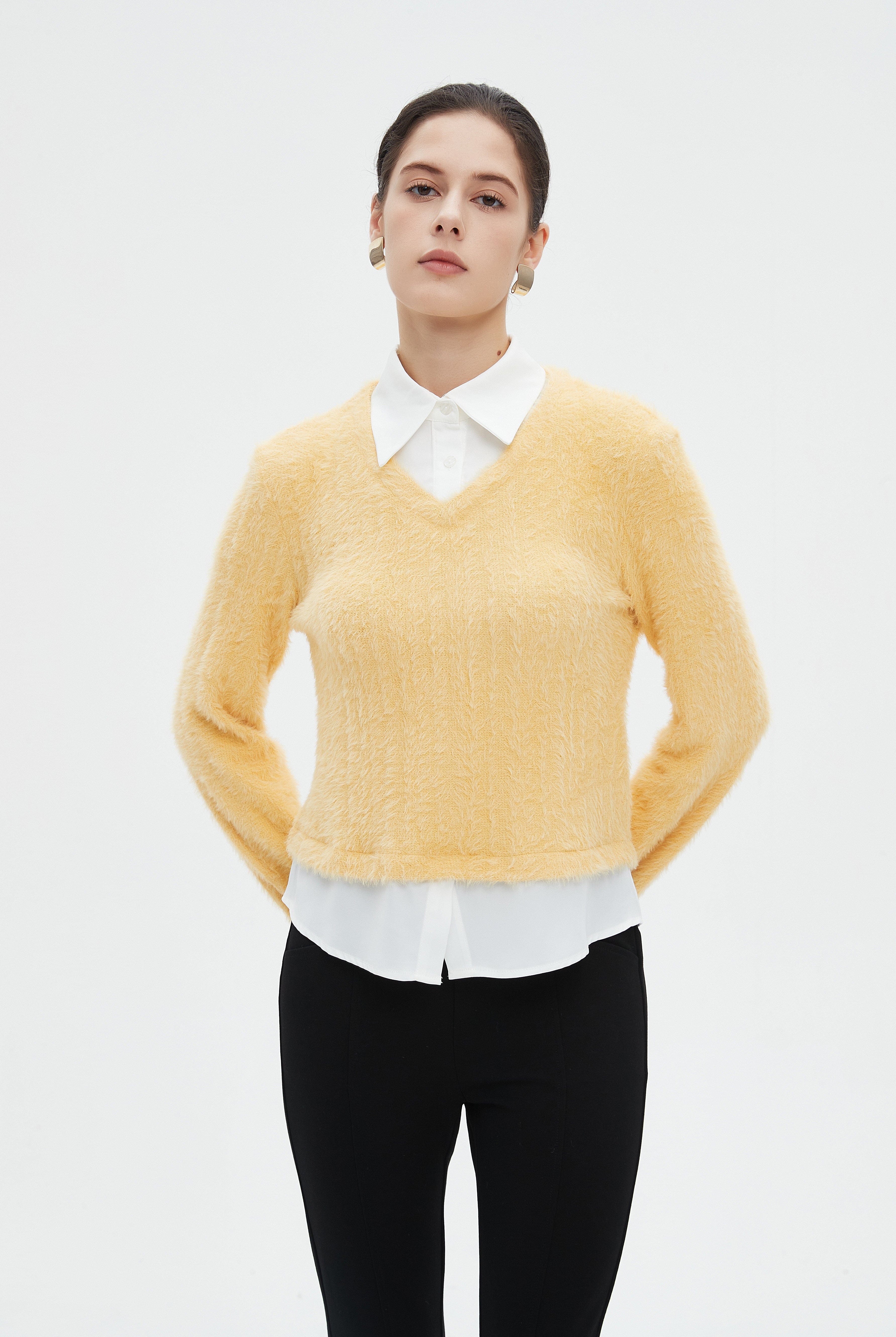 ميكا بلوزة نسائية شتوية ساده بكم طويل وفتحة على شكل V