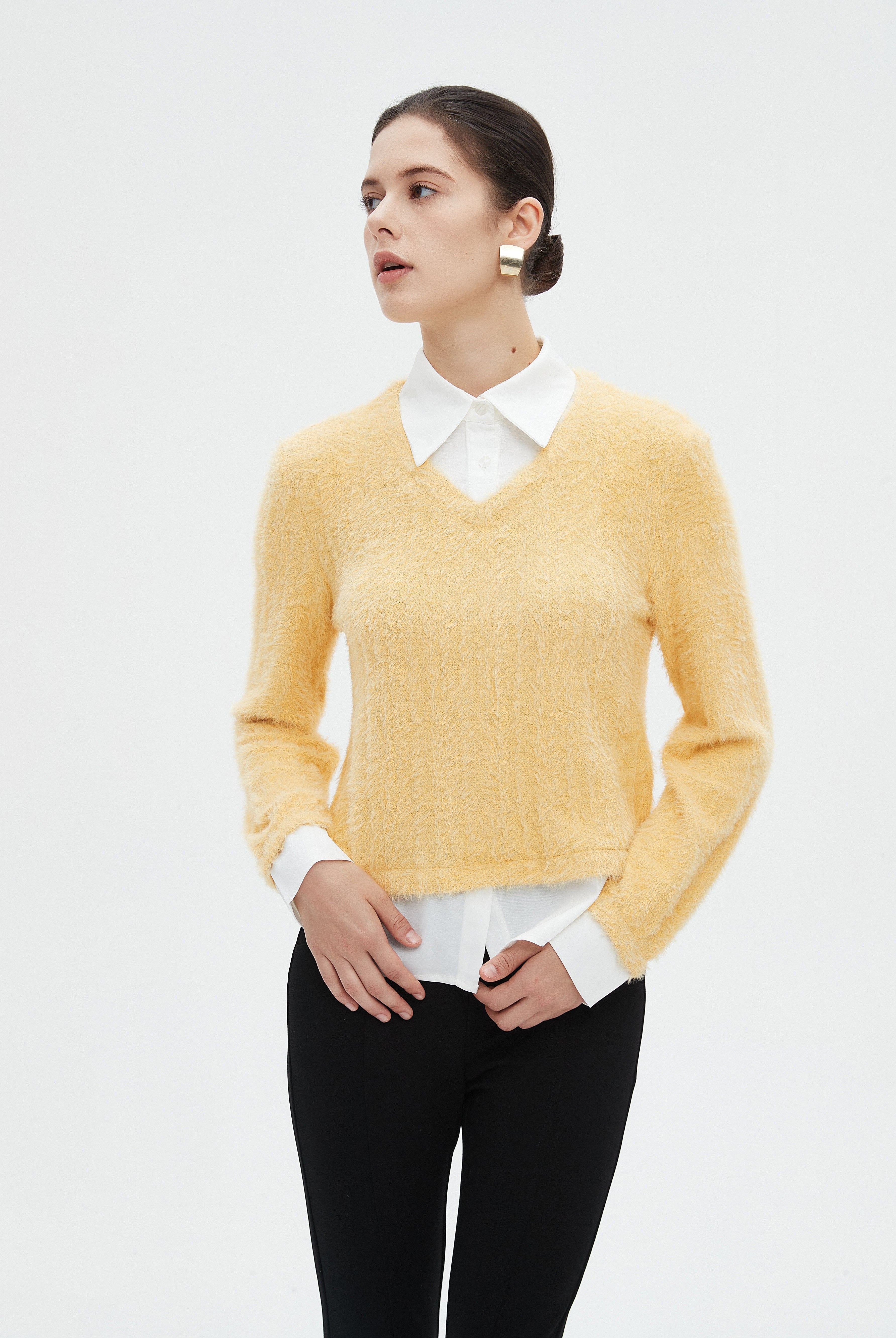 ميكا بلوزة نسائية شتوية ساده بكم طويل وفتحة على شكل V