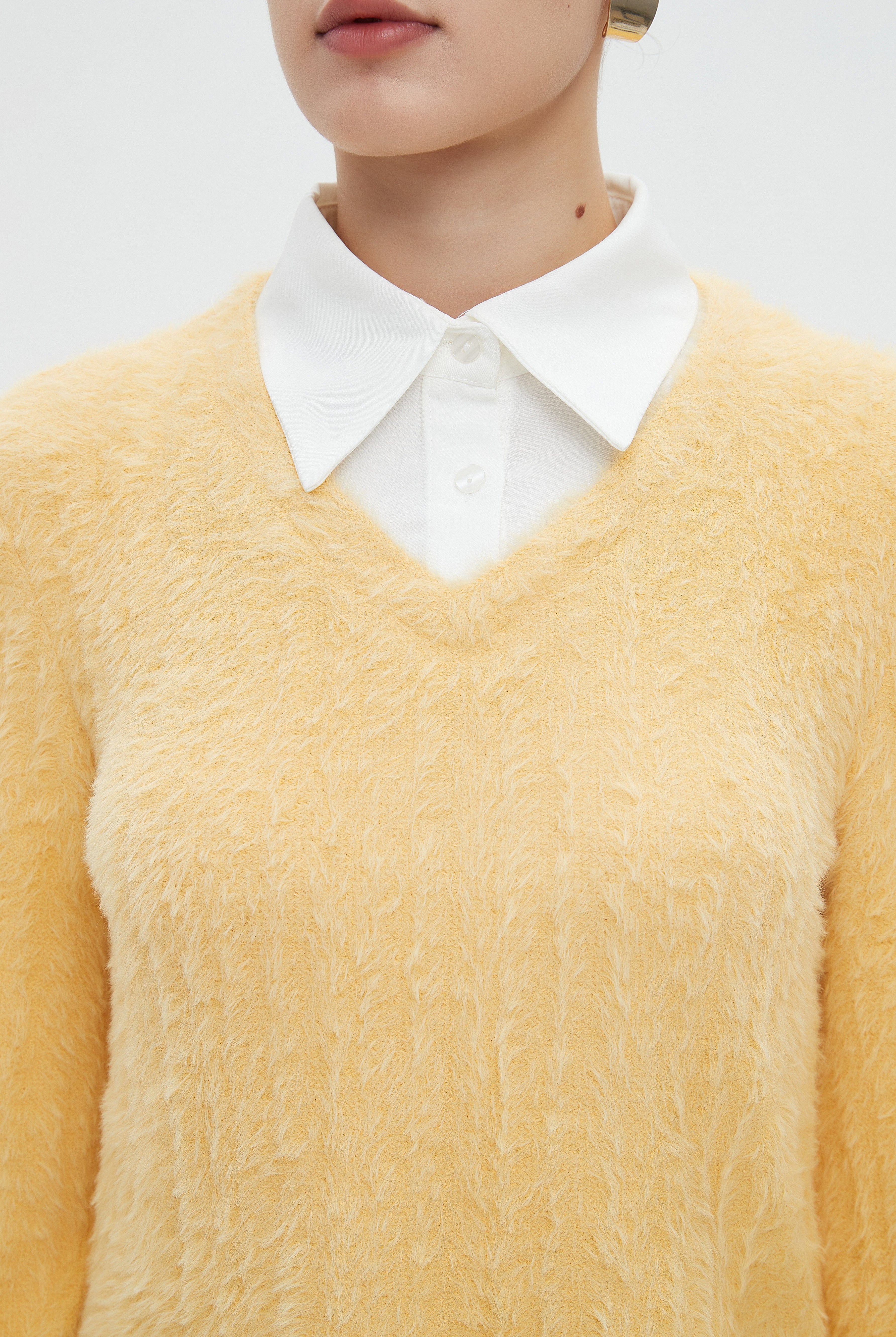 ميكا بلوزة نسائية شتوية ساده بكم طويل وفتحة على شكل V