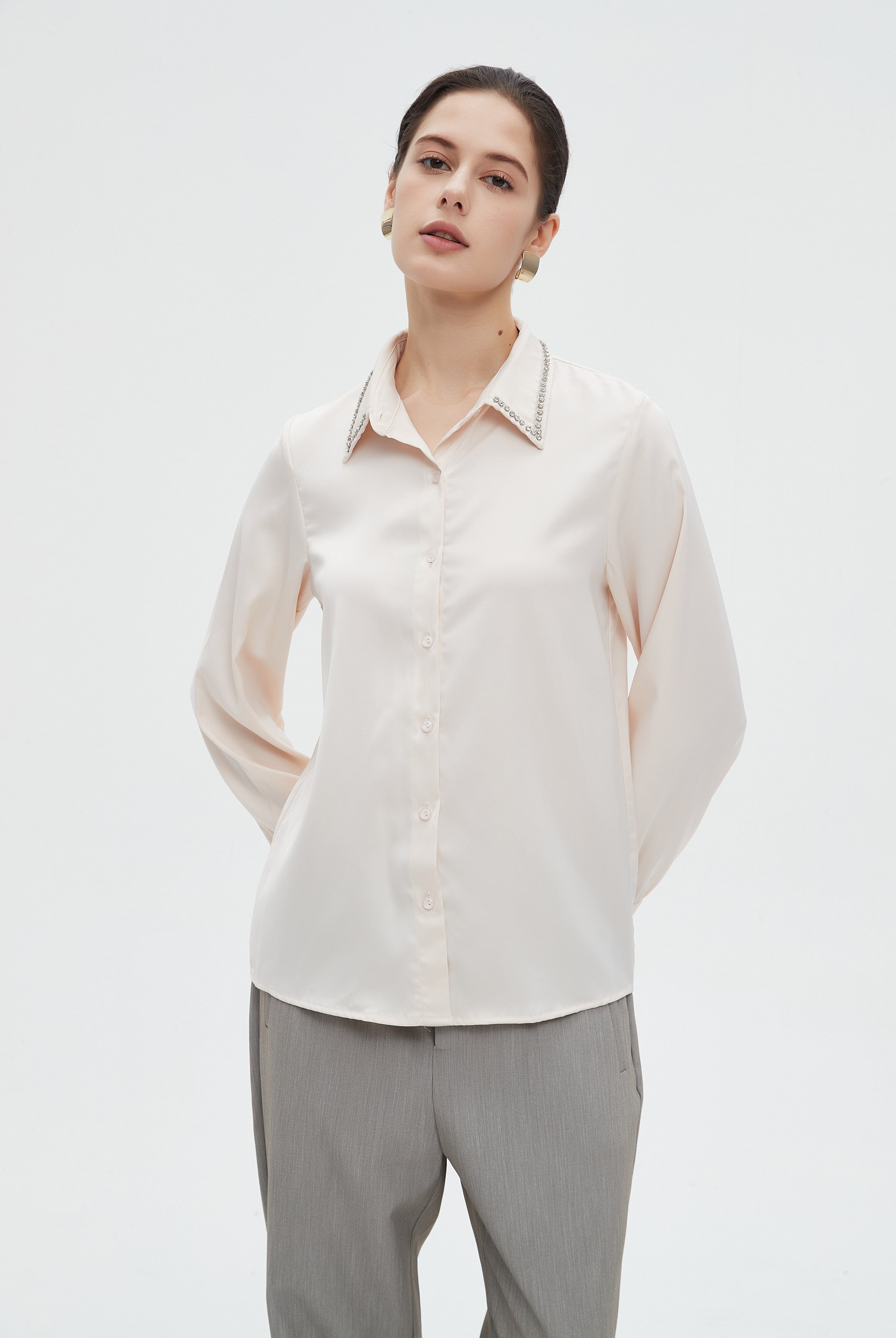 ميكا بلوزة نسائية بياقة مرصعة فصوص سادة بكم طويل وأزرار أمامية