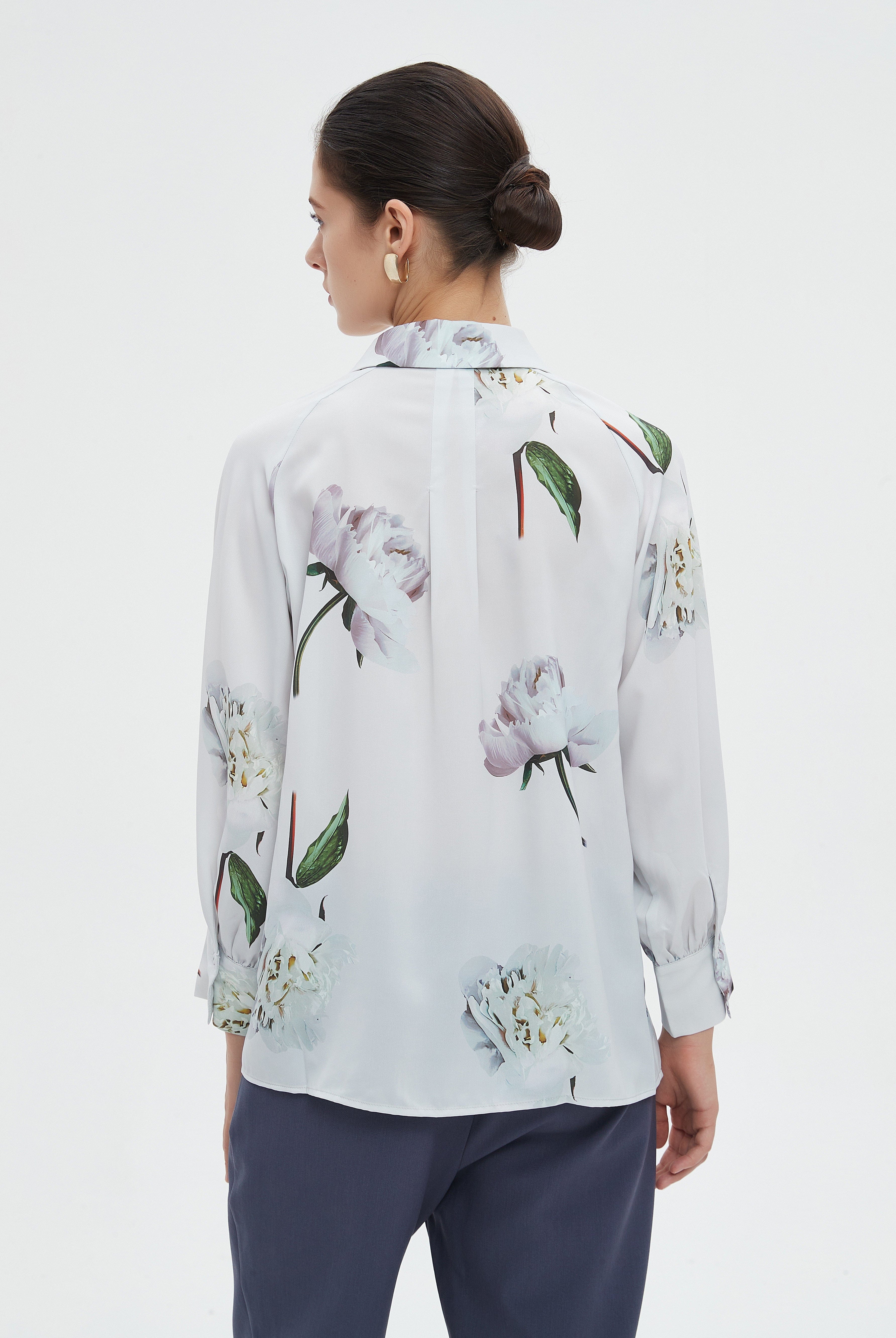 ميكا بلوزة طويلة نسائية بياقه وكم طويل وطبعة أزهار