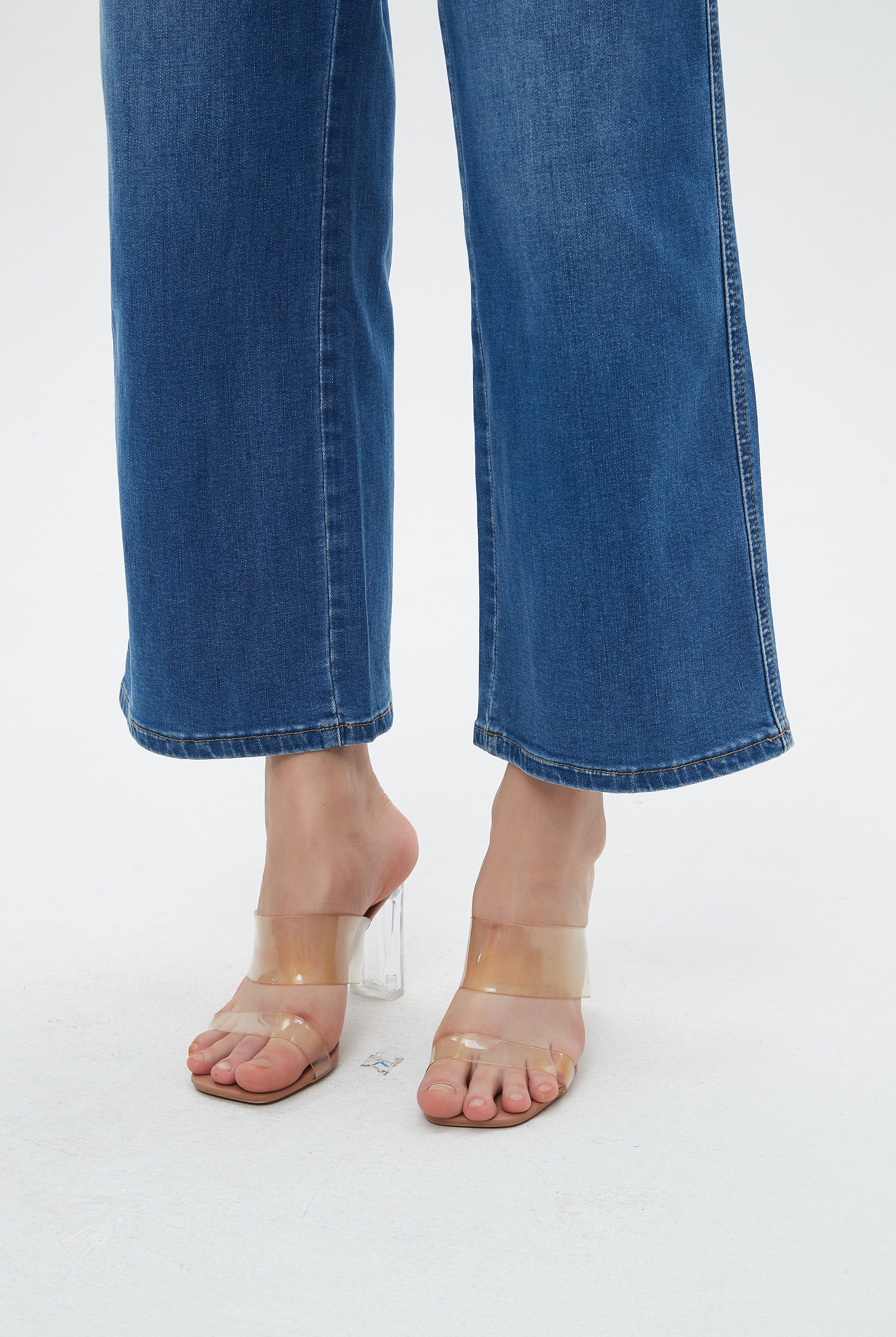 ميكا بنطلون جينز نسائي برجل 3/4 واسعة