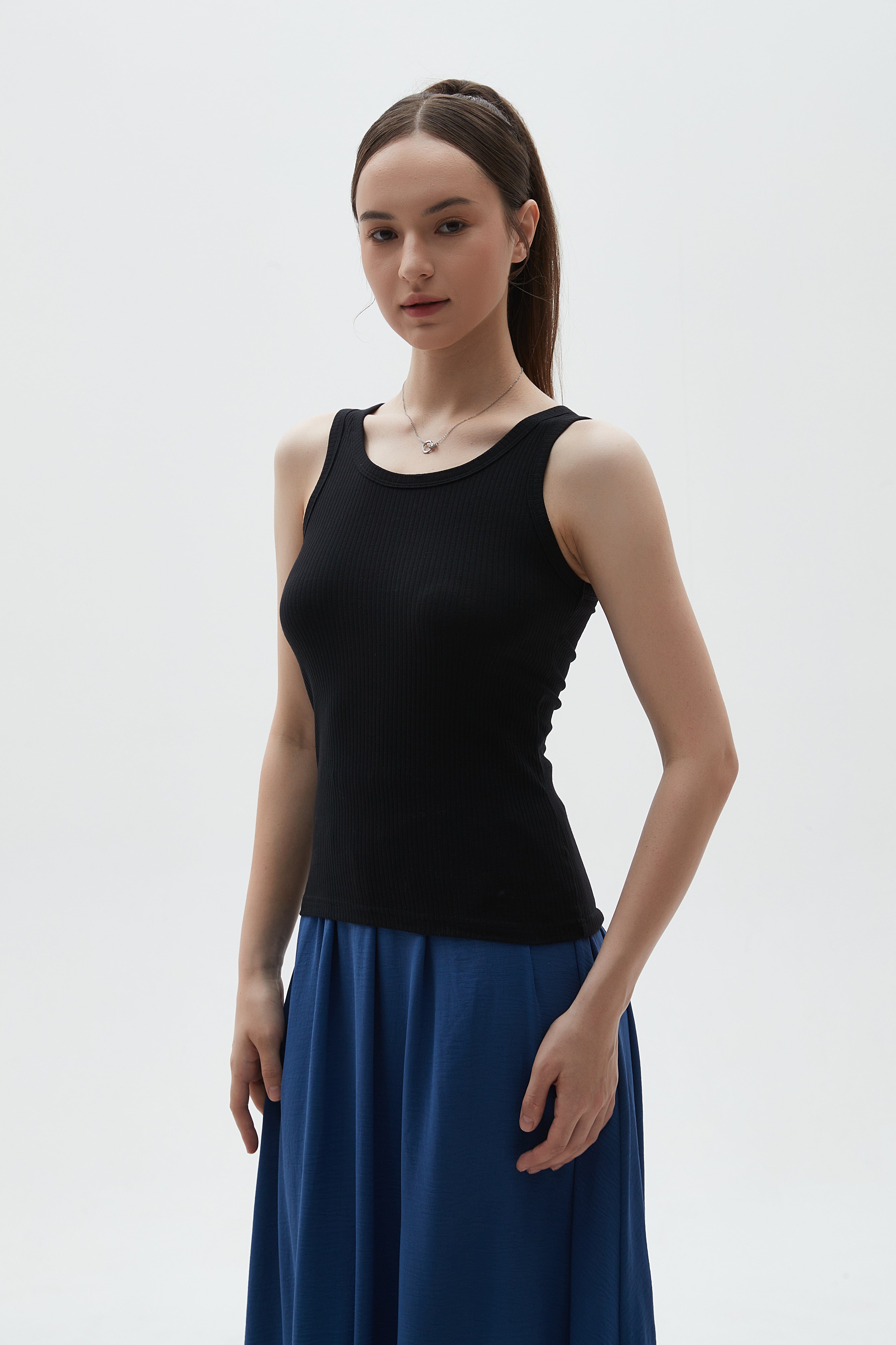 ميكا توب تانك سادة مضلع بحمالات عريضة