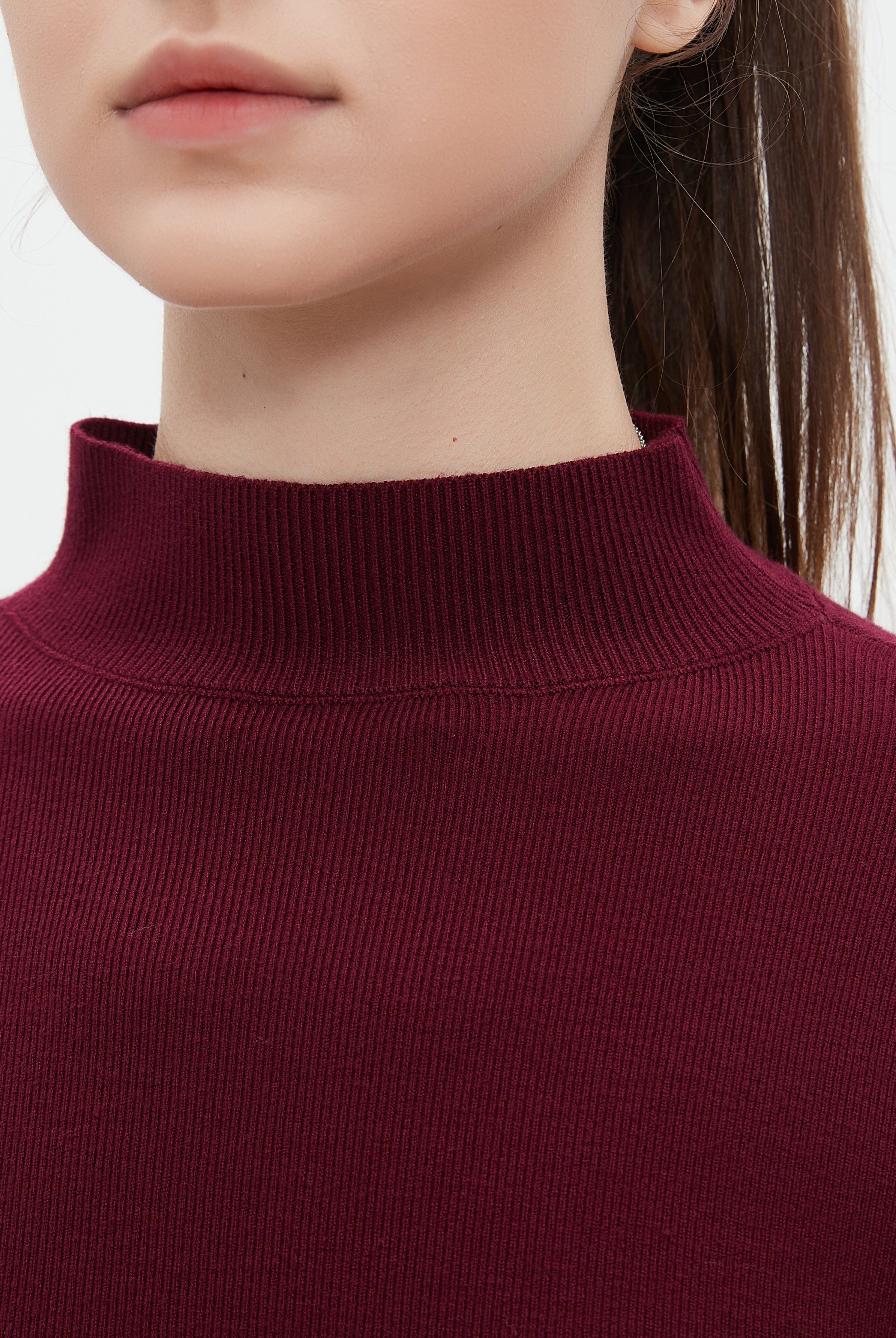 ميكا بلوزة نسائية برقبة عالية وكم طويل للشتاء