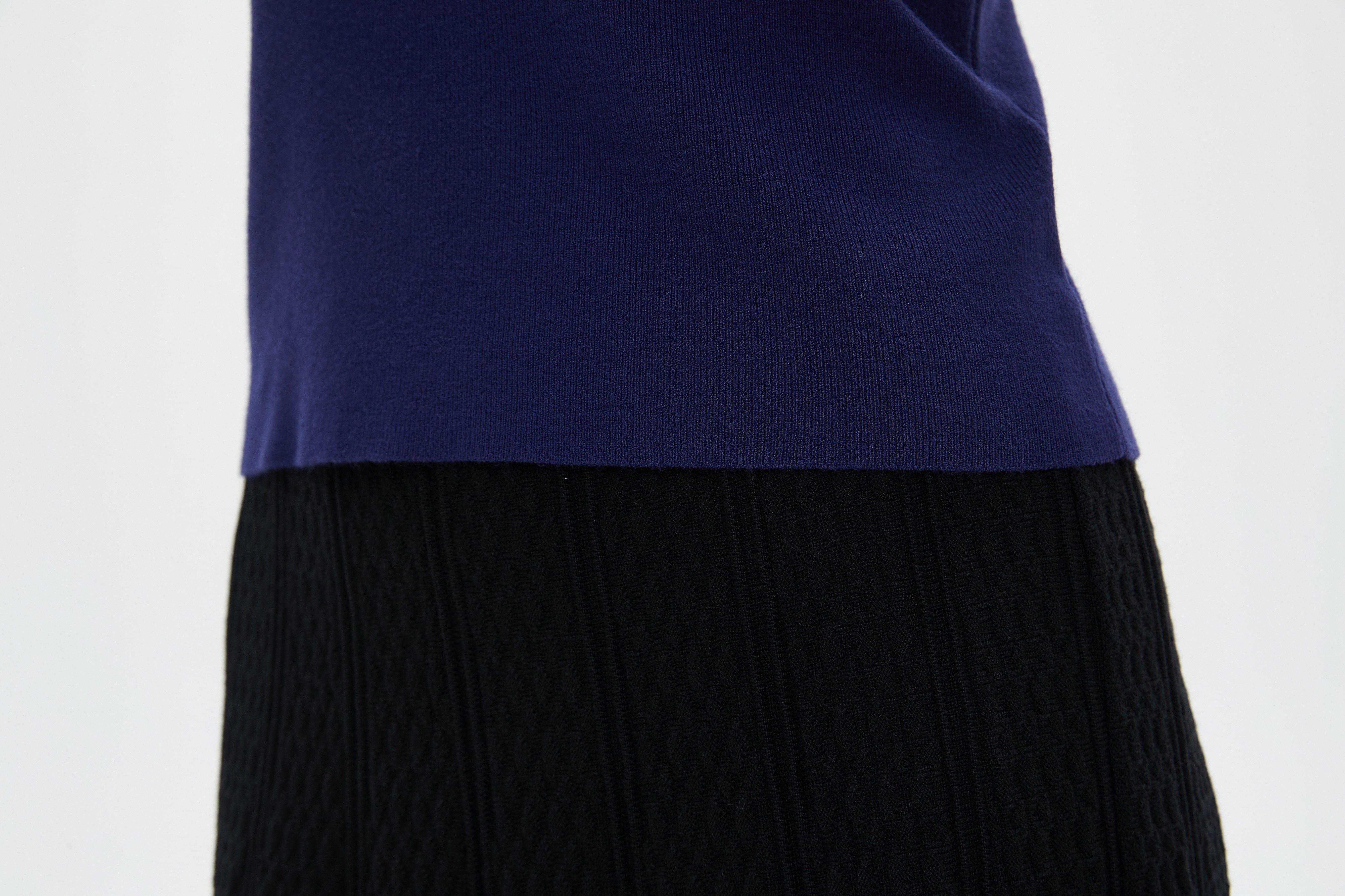 ميكا بلوزة نسائية برقبة عالية وكم طويل للشتاء