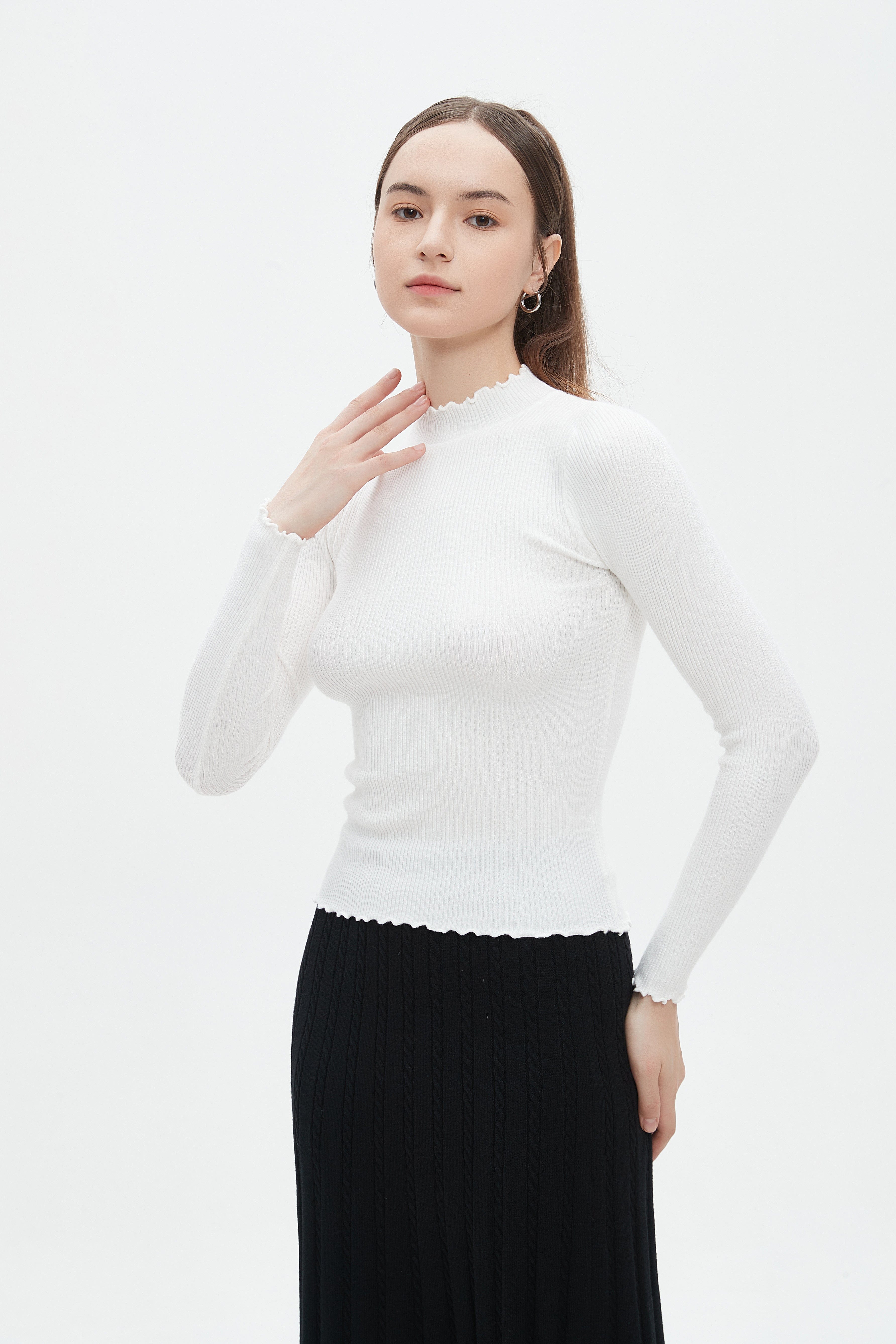 ميكا توب نسائي للشتاء بكم طويل ورقبة دائرية