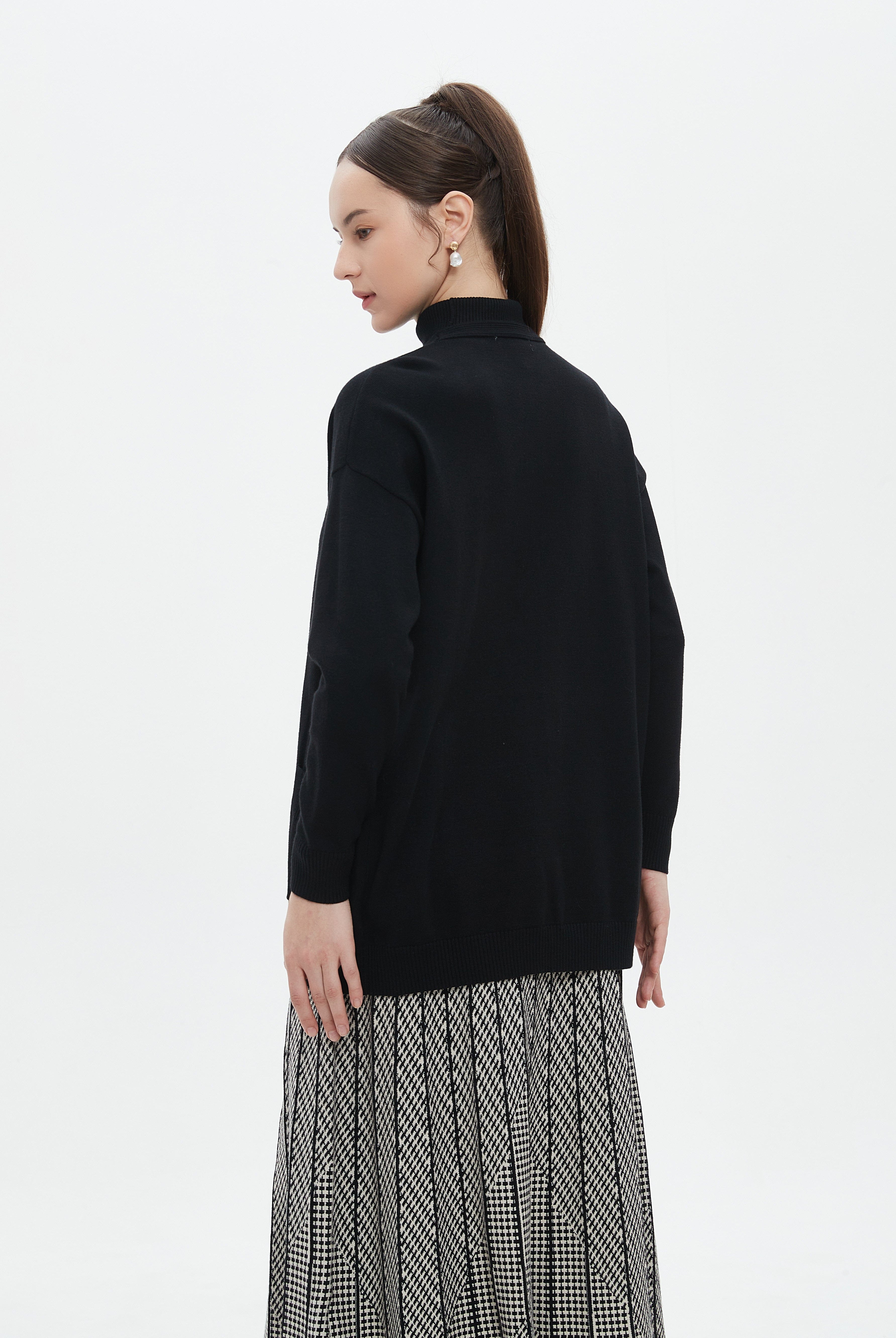 ميكا كارديجان طويل برقبة طويلة سادة