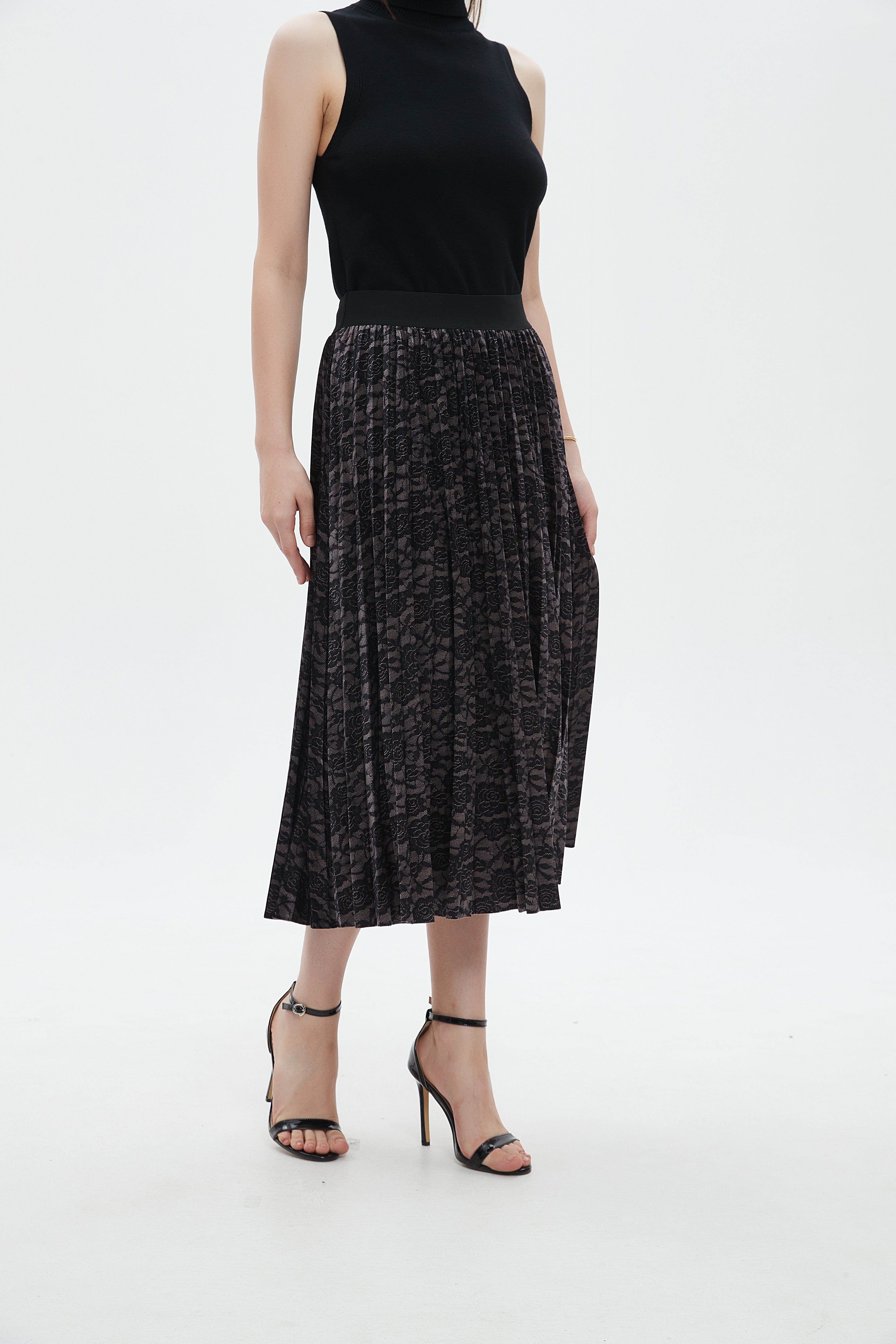 ميكا جيبة ميدي بليسية مطرزة