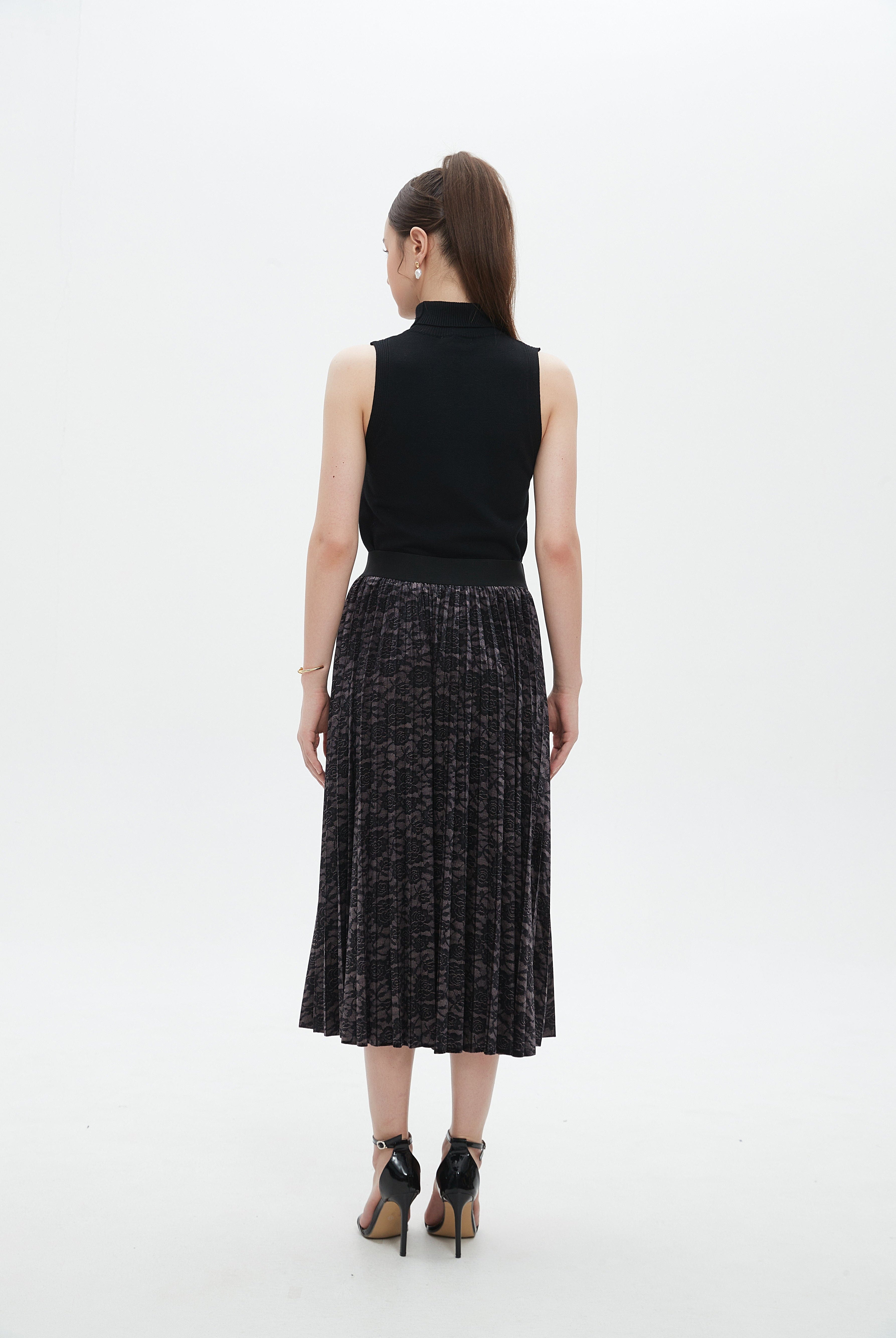 ميكا جيبة ميدي بليسية مطرزة