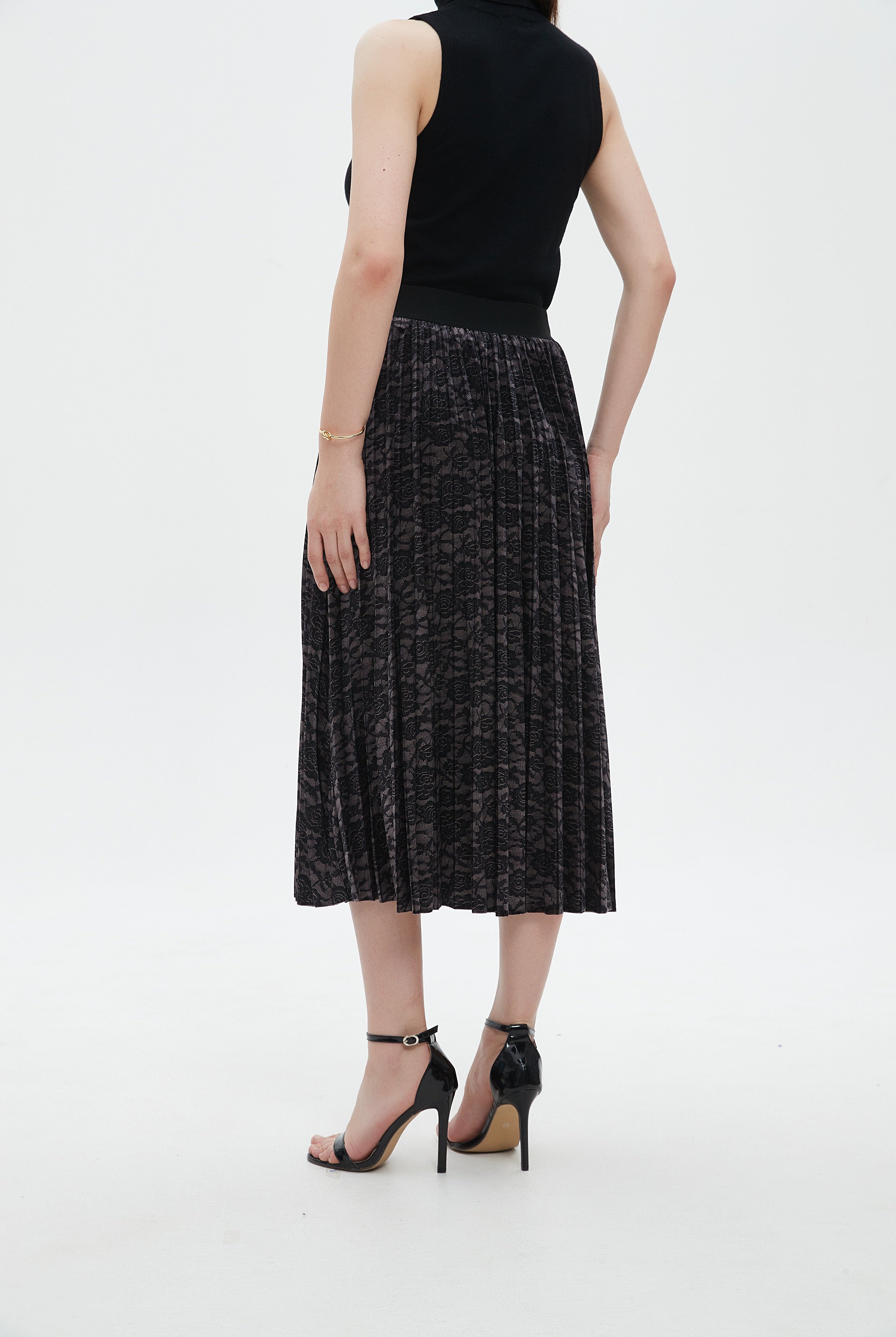 ميكا جيبة ميدي بليسية مطرزة