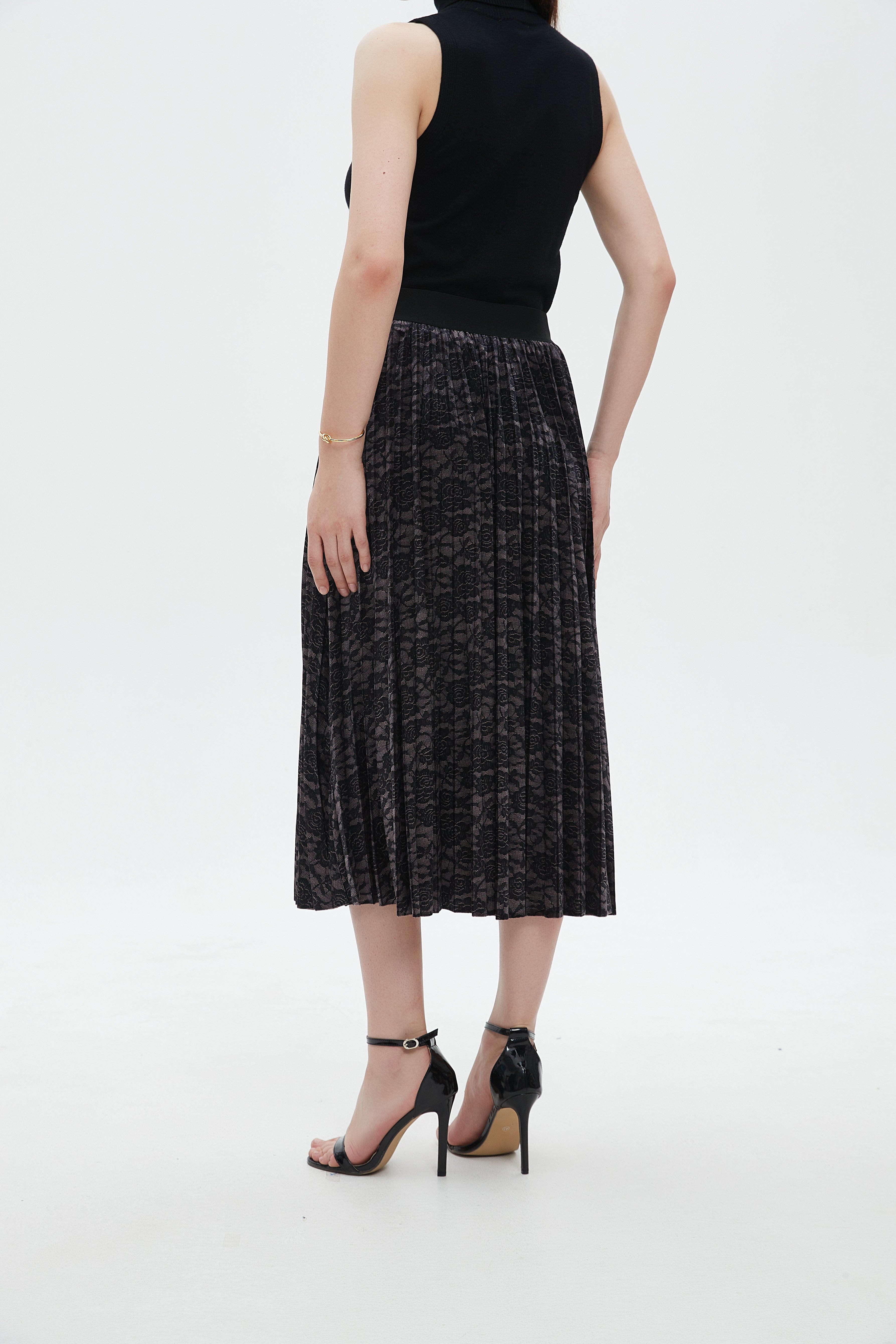 ميكا جيبة ميدي بليسية مطرزة