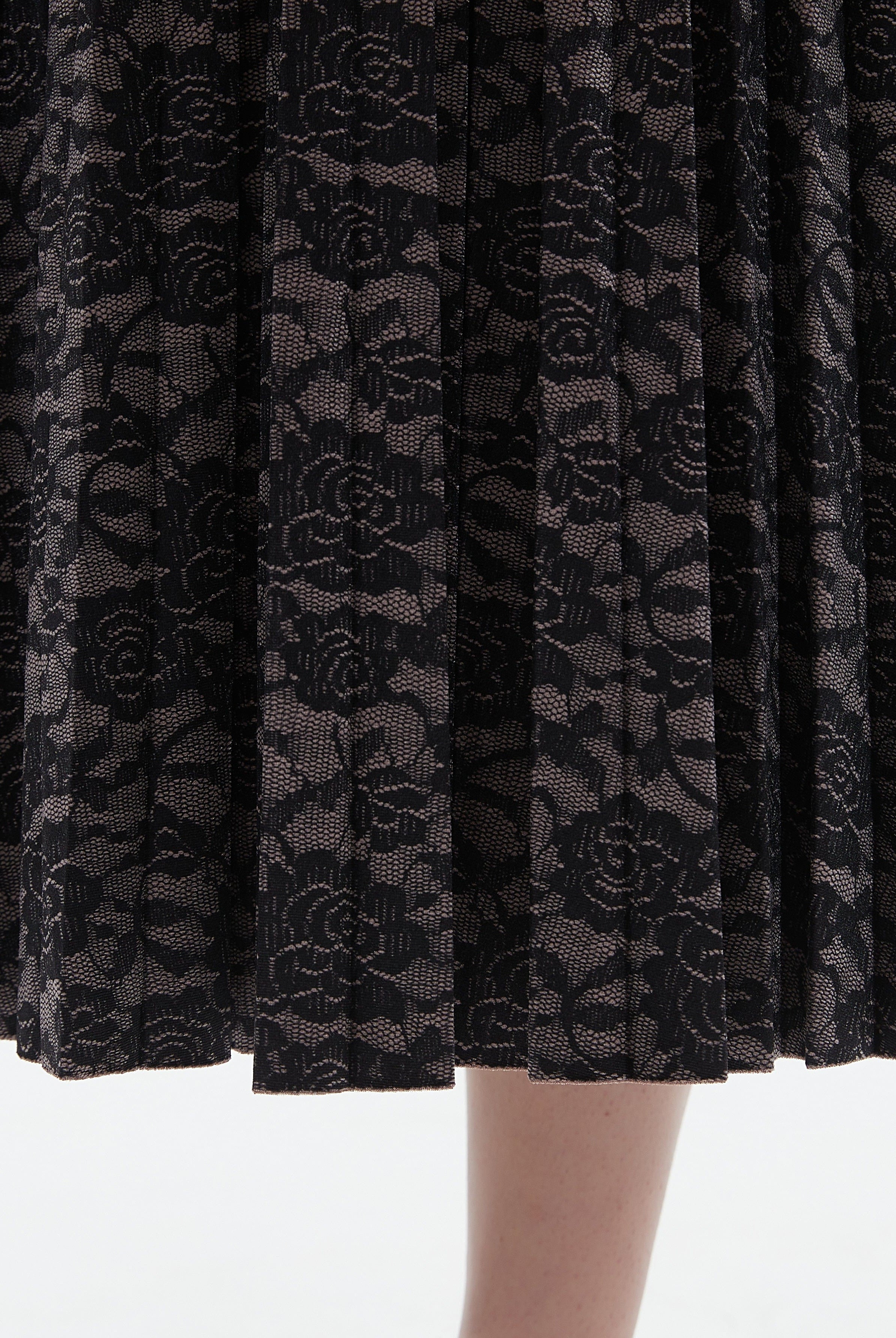 ميكا جيبة ميدي بليسية مطرزة