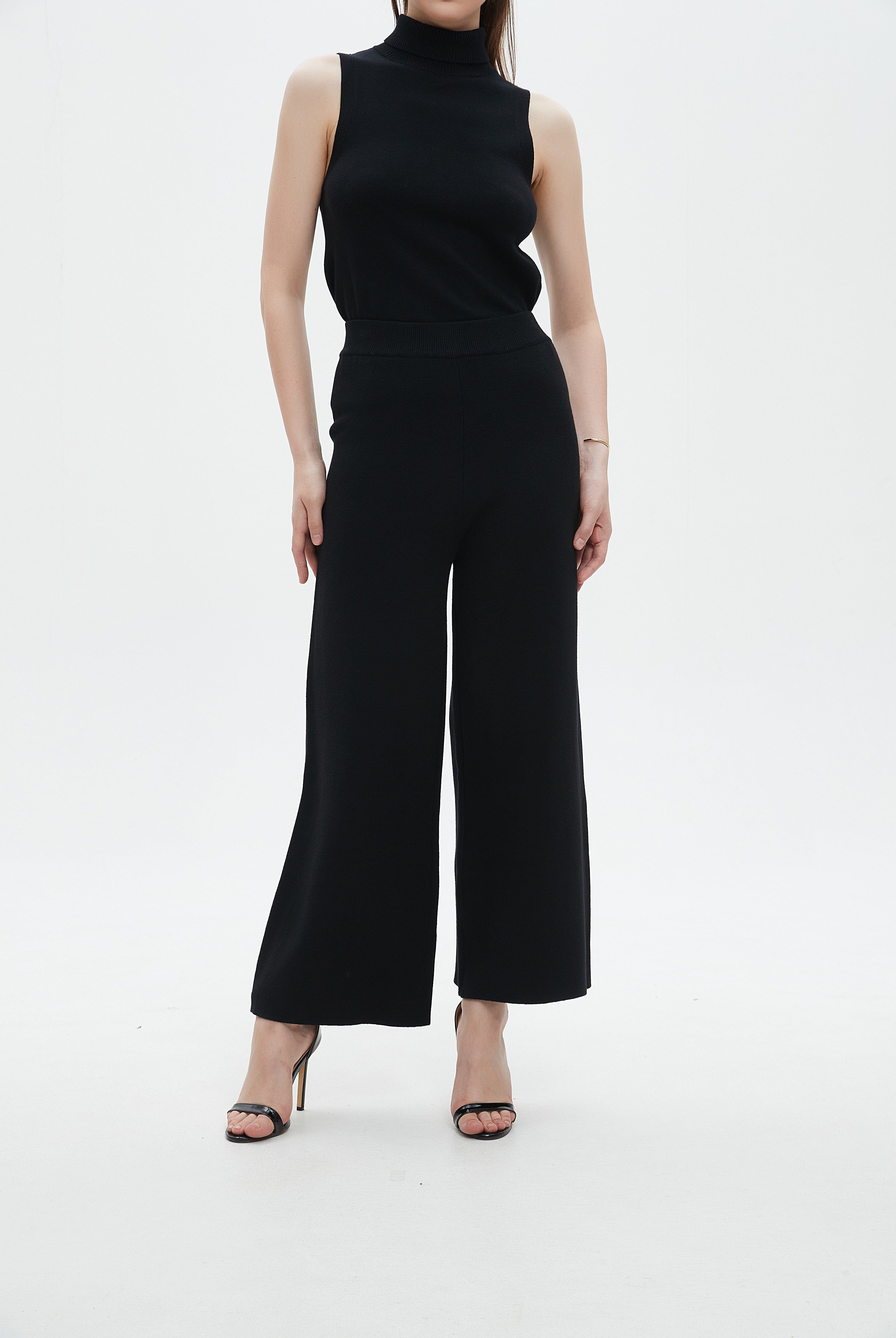 ميكا بنطلون بوى فريند واسع نسائي