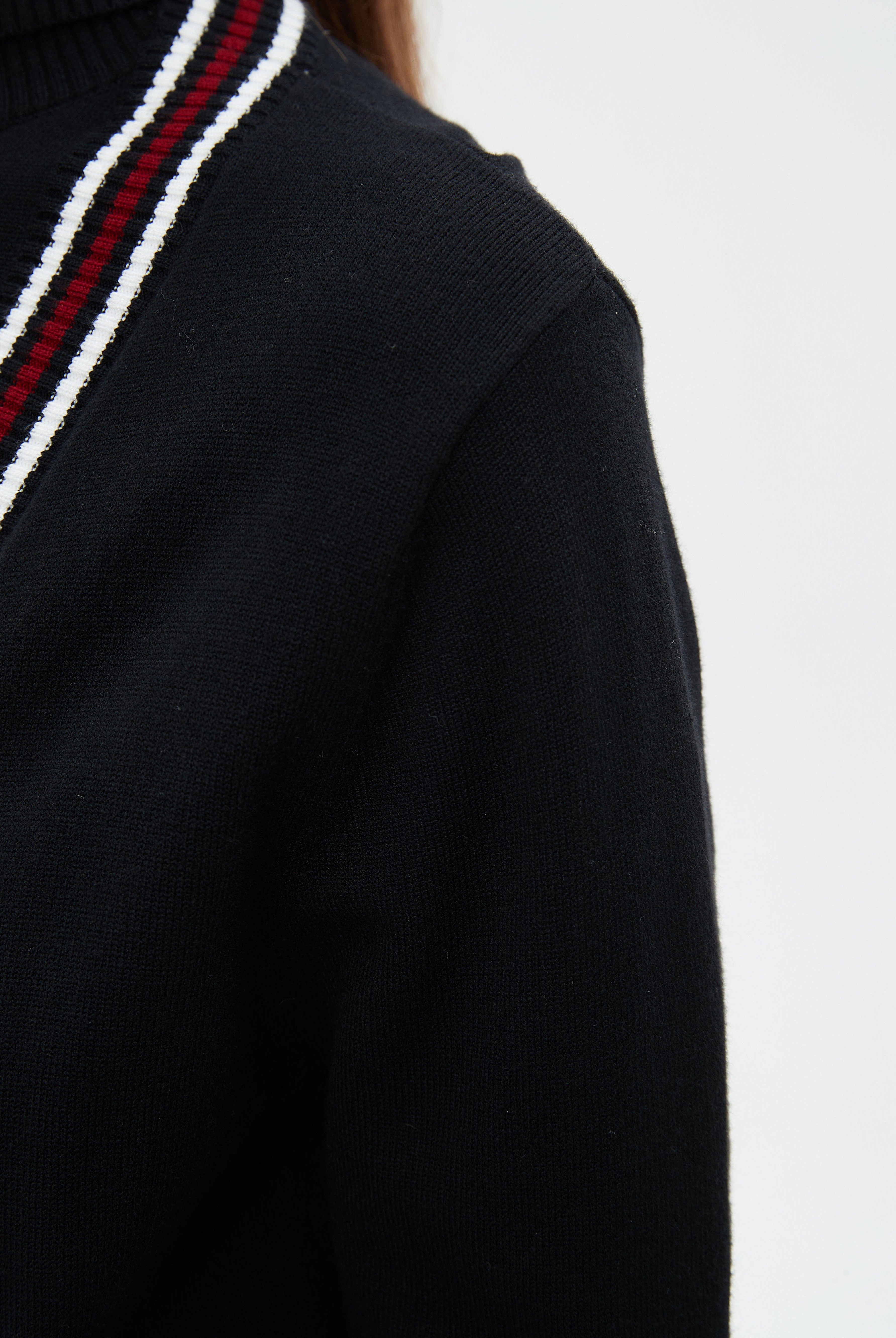 ميكا كارديجان طويل منقوش بخياطة ملونة