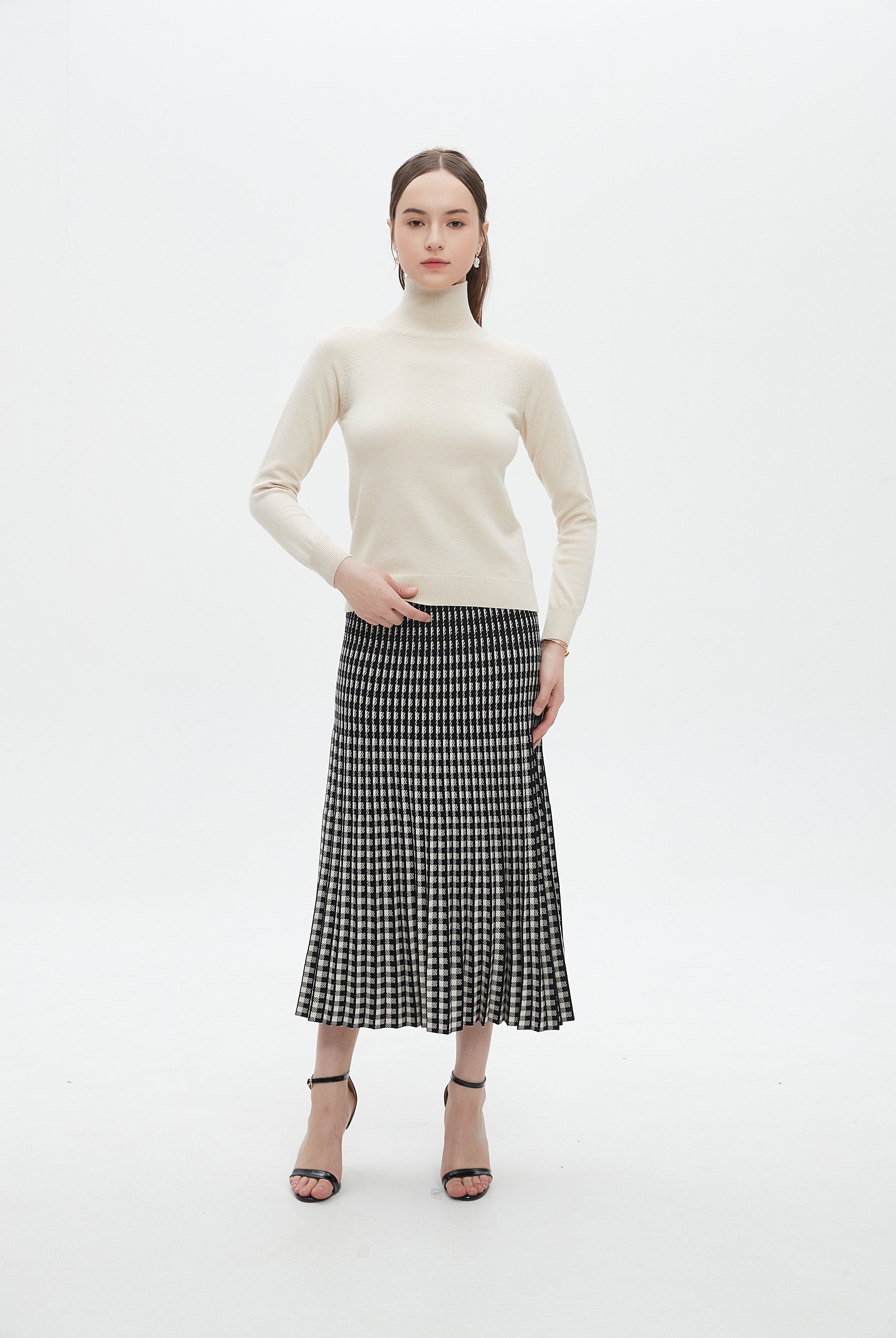 ميكا بلوزة نسائية سادة بكم طويل ورقبة عالية للشتاء