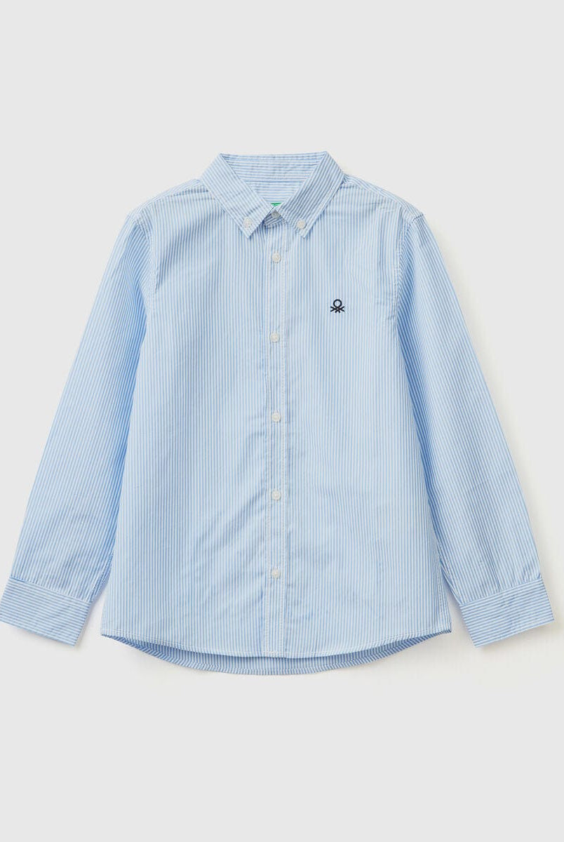 يونايتد كولورز اوف بينيتون قميص اطفالي مخطط الطول مع شعار