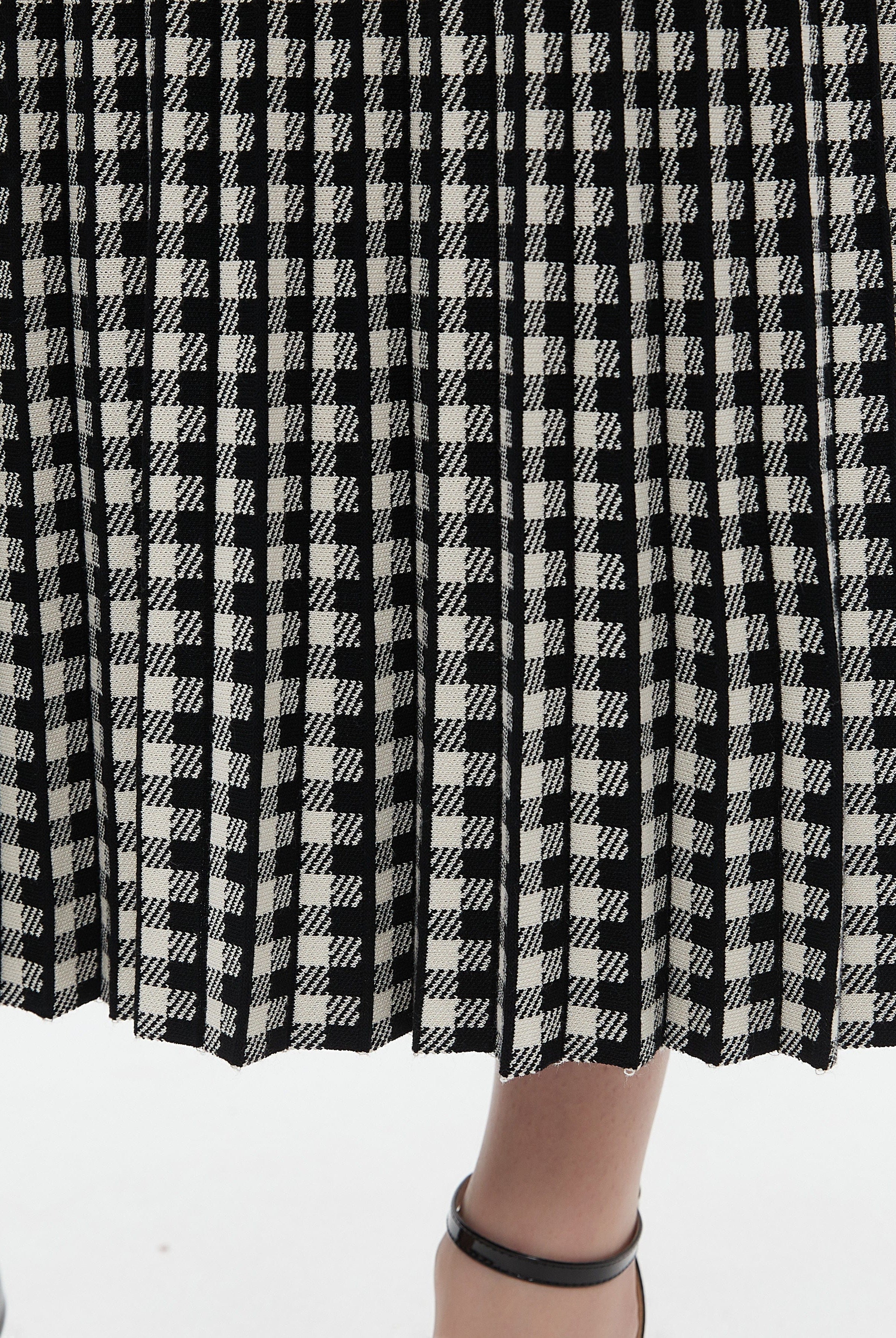 ميكا تنورة نسائية ميدي مربعات مخصرة