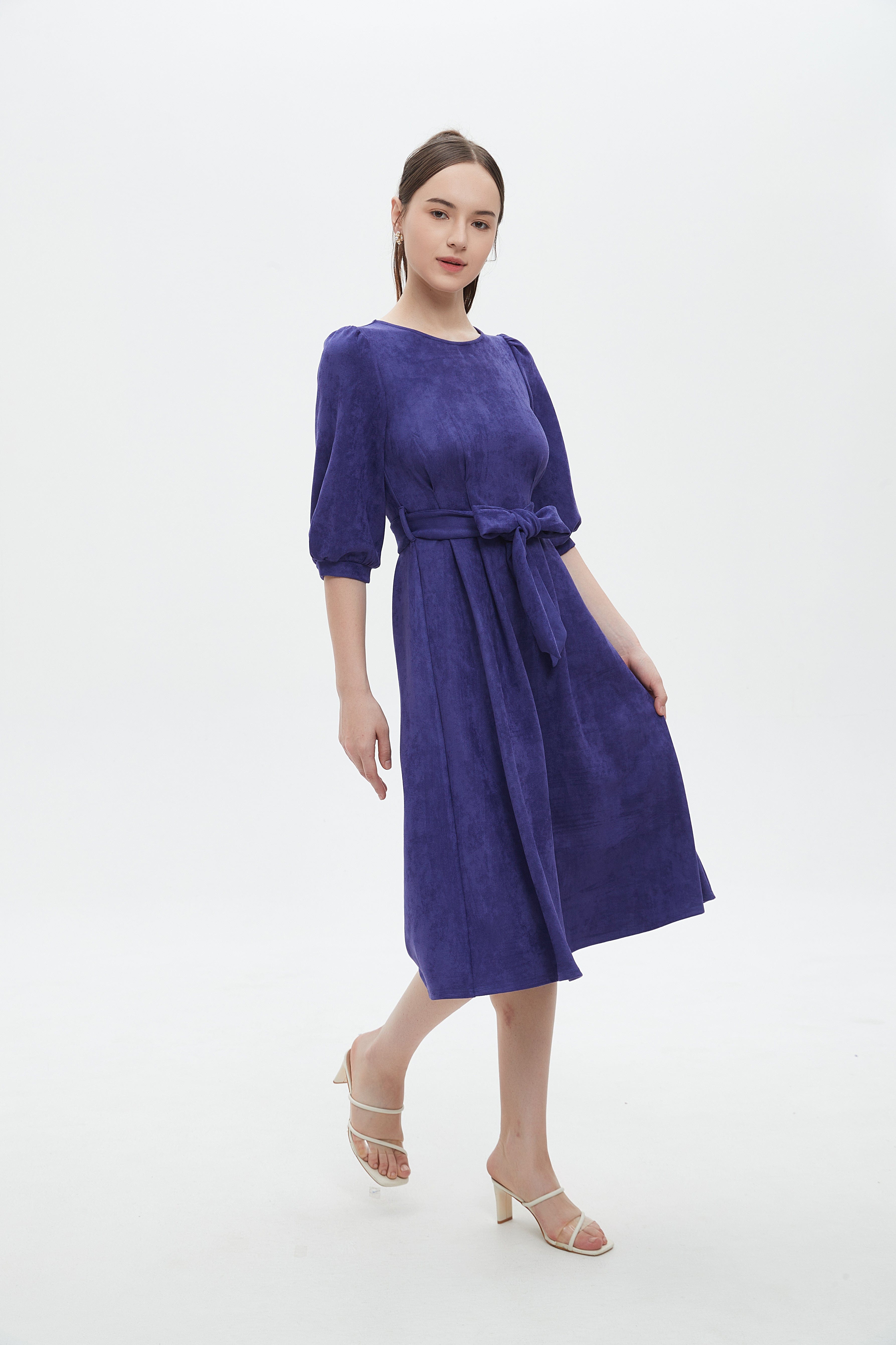 ميكا فستان ميدي بأكمام 3/4 برباط خصر