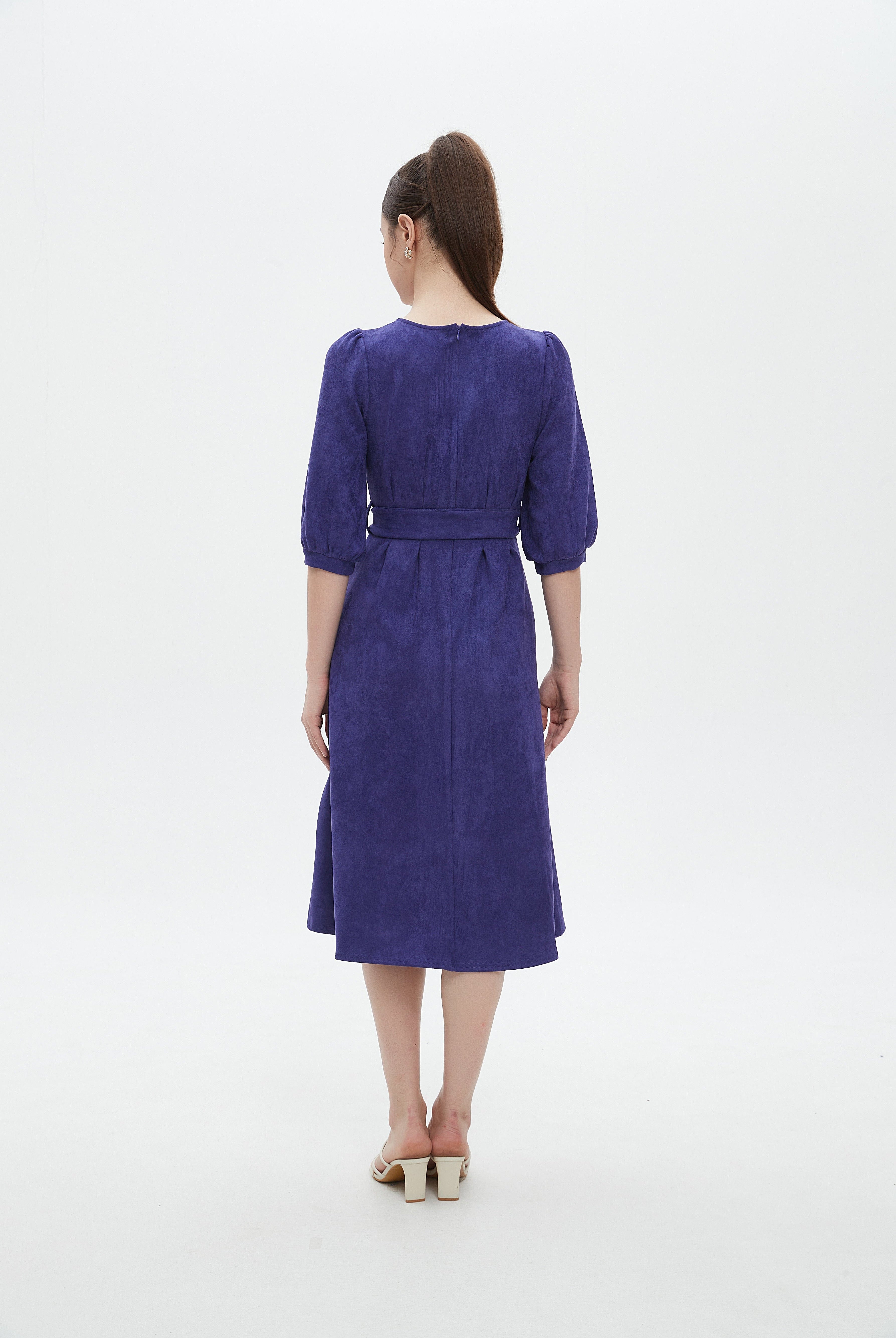 ميكا فستان ميدي بأكمام 3/4 برباط خصر