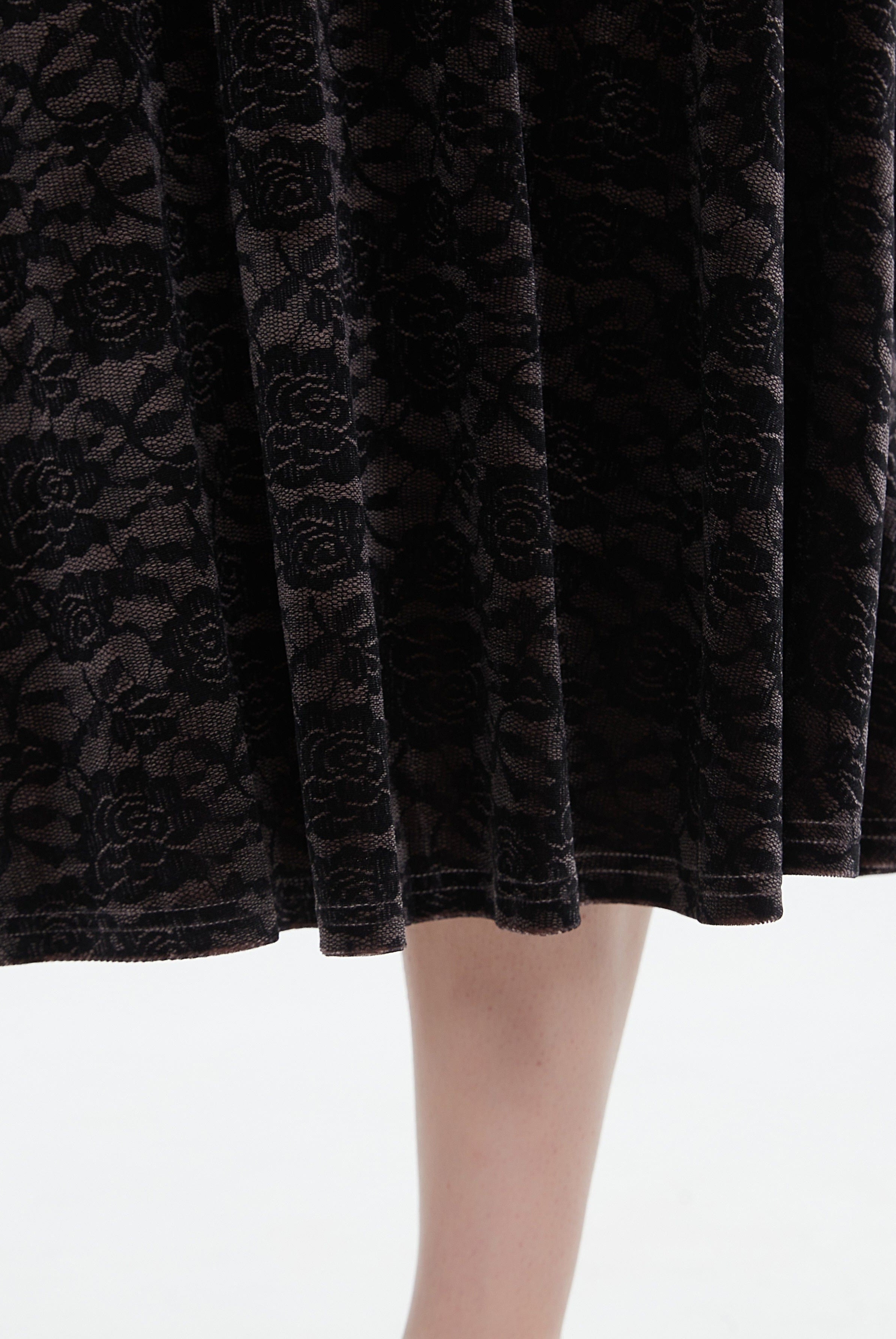 ميكا فستان ميدي بأكمام طويلة مشجر مزموم من الخصر