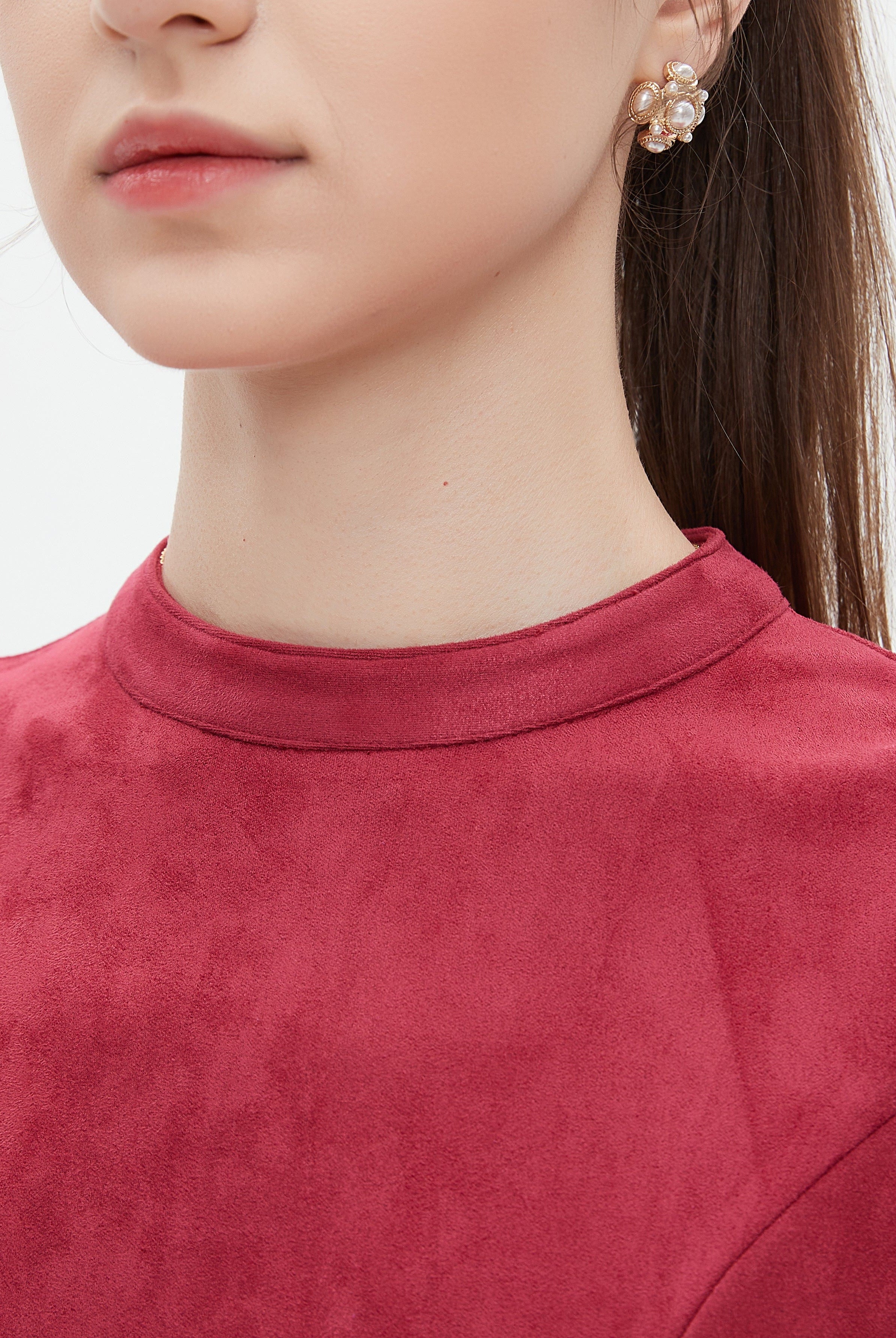 ميكا فستان ميدي بأكمام قصيرة سادة بليسية مكشكش من الاسفل