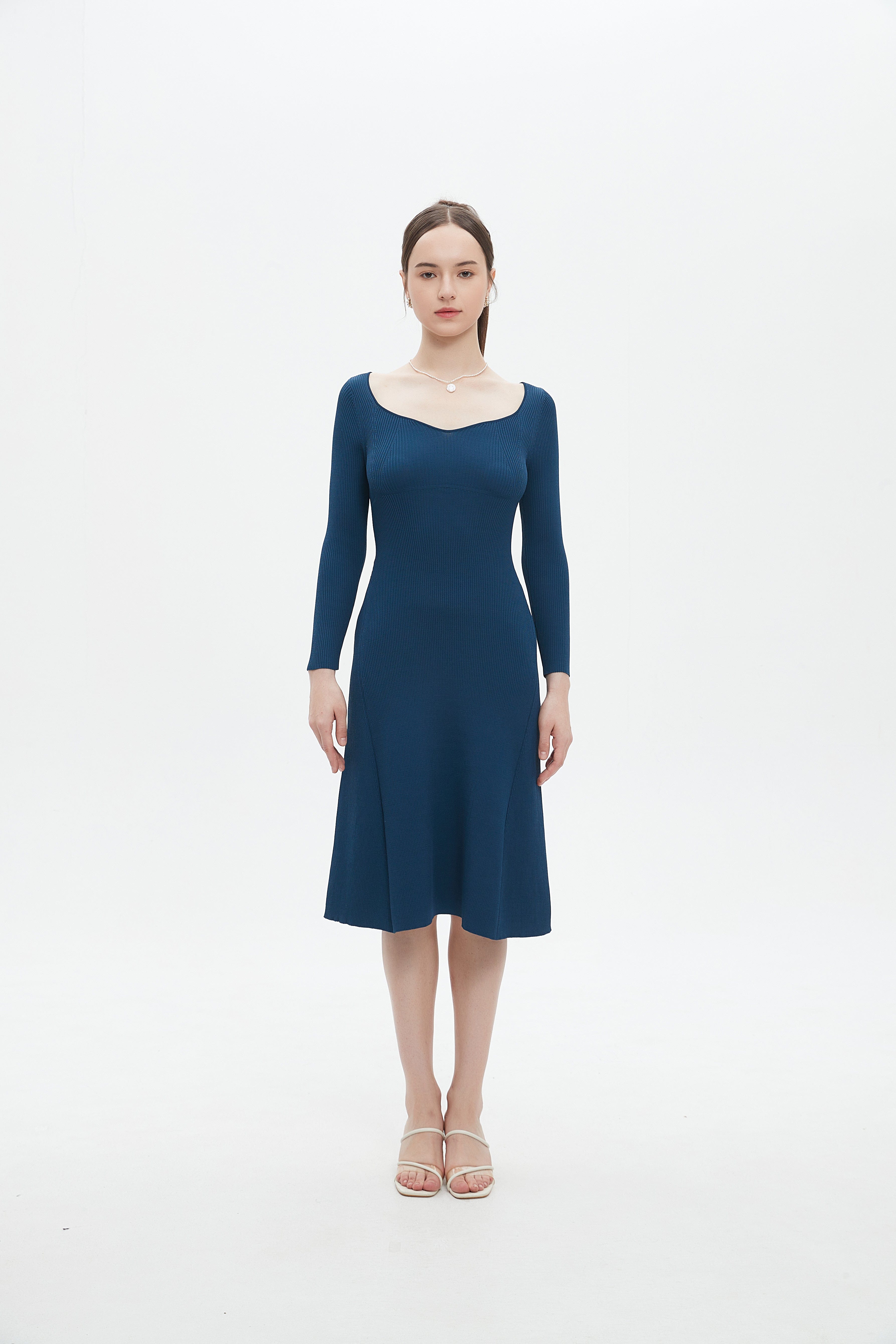 ميكا فستان ميدي ميدى سادة مضلع برقبة مفتوحه نسائى