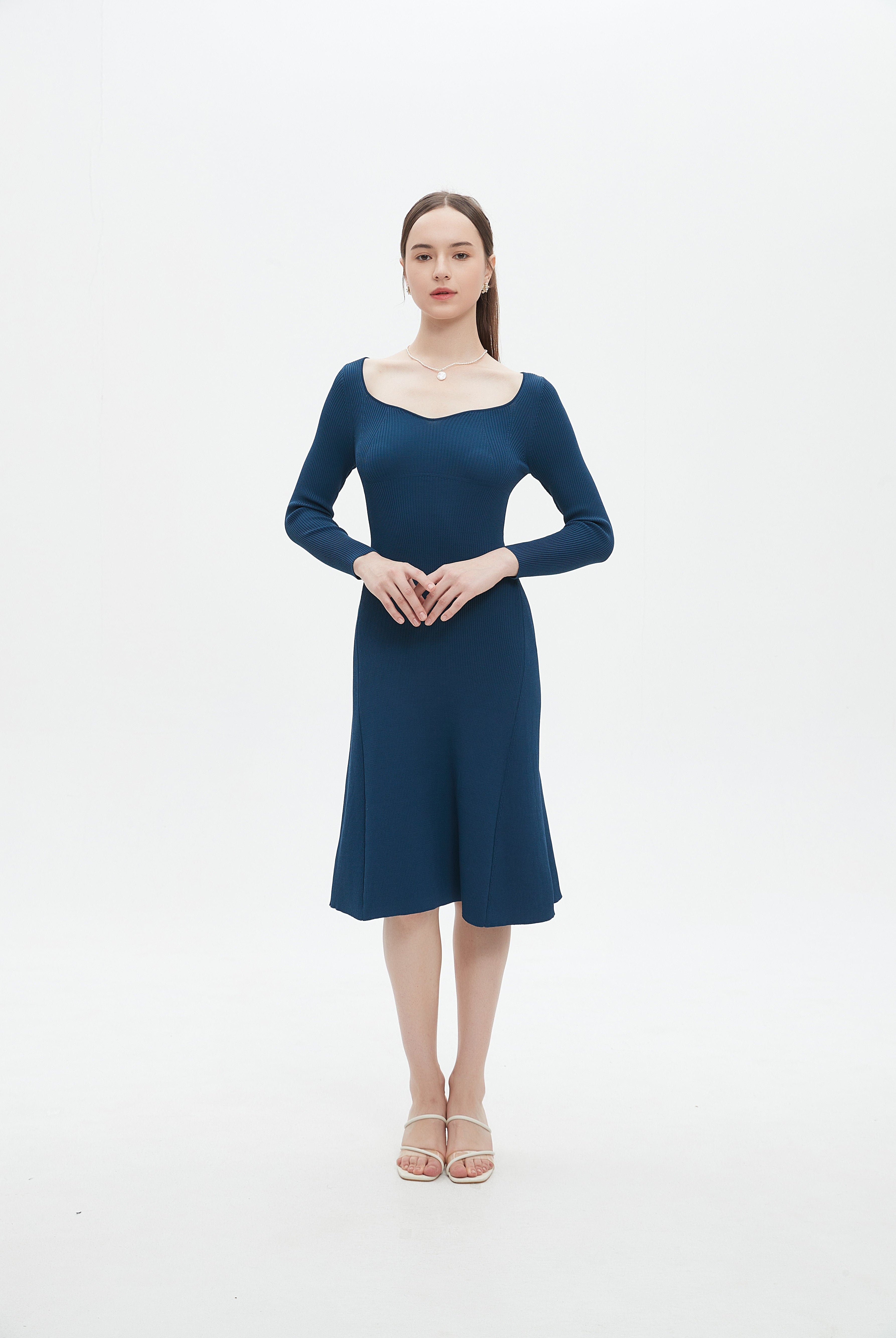 ميكا فستان ميدي ميدى سادة مضلع برقبة مفتوحه نسائى